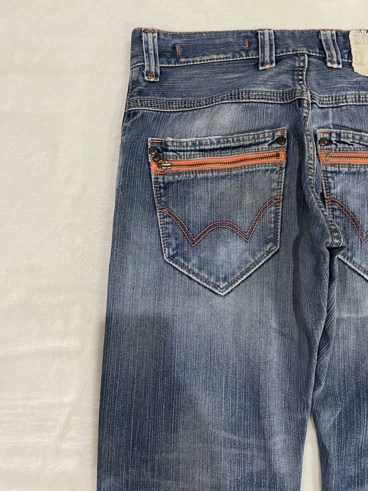 Edwin Vintage Edwin Faded Distress Denim Jeans Size US 33 - 14 Thumbnail