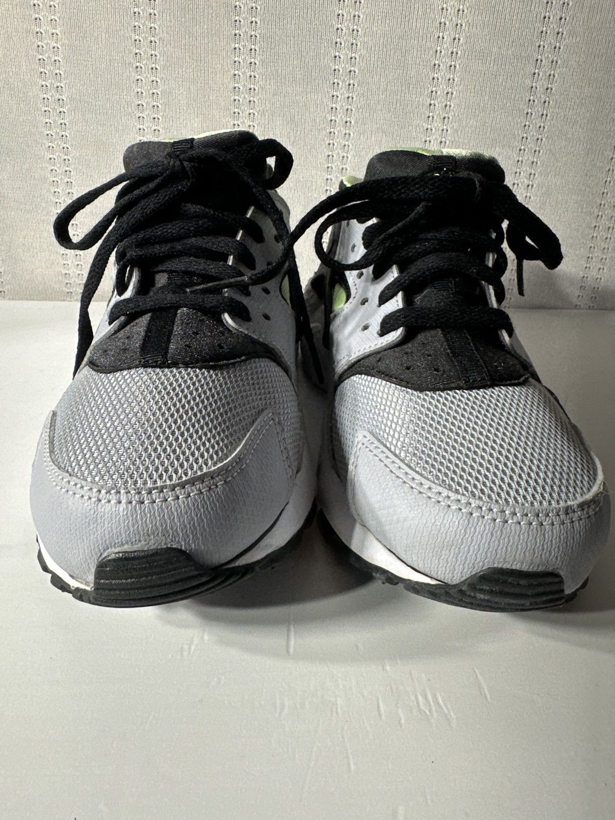 Nike Nike Air Huarache Wolf Grey Electric Green (GS Size US 8 / IT 38 - 3 Thumbnail