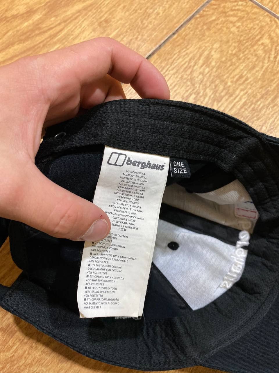 Berghaus Vintage Berghaus streetwear cap big cenret logo Size ONE SIZE - 2 Thumbnail