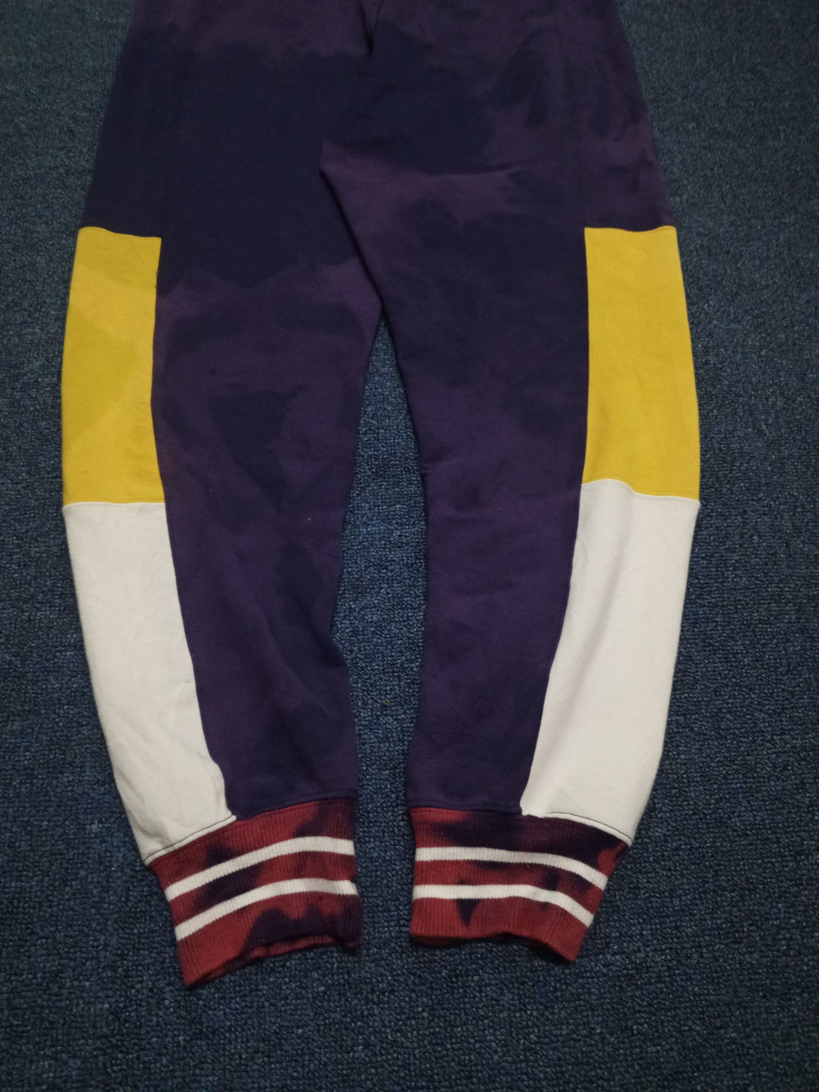 Champion 💥champion tai-dai💥multicolor faded Size US 30 / EU 46 - 6 Thumbnail