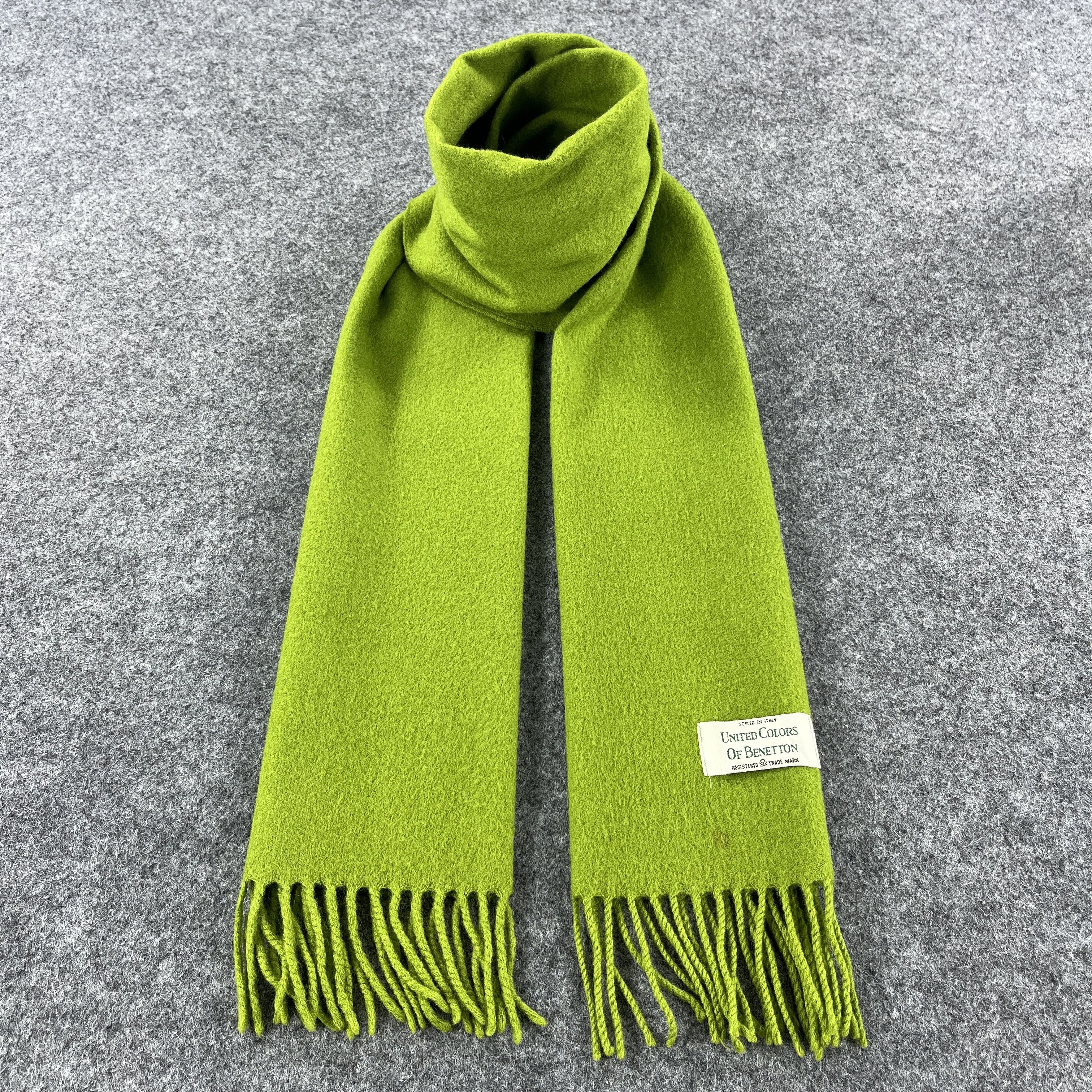 United Colors Of Benetton United Colors Of Benetton Scarf / Muffler / Neckwear T1421 Size ONE SIZE - 1 Thumbnail