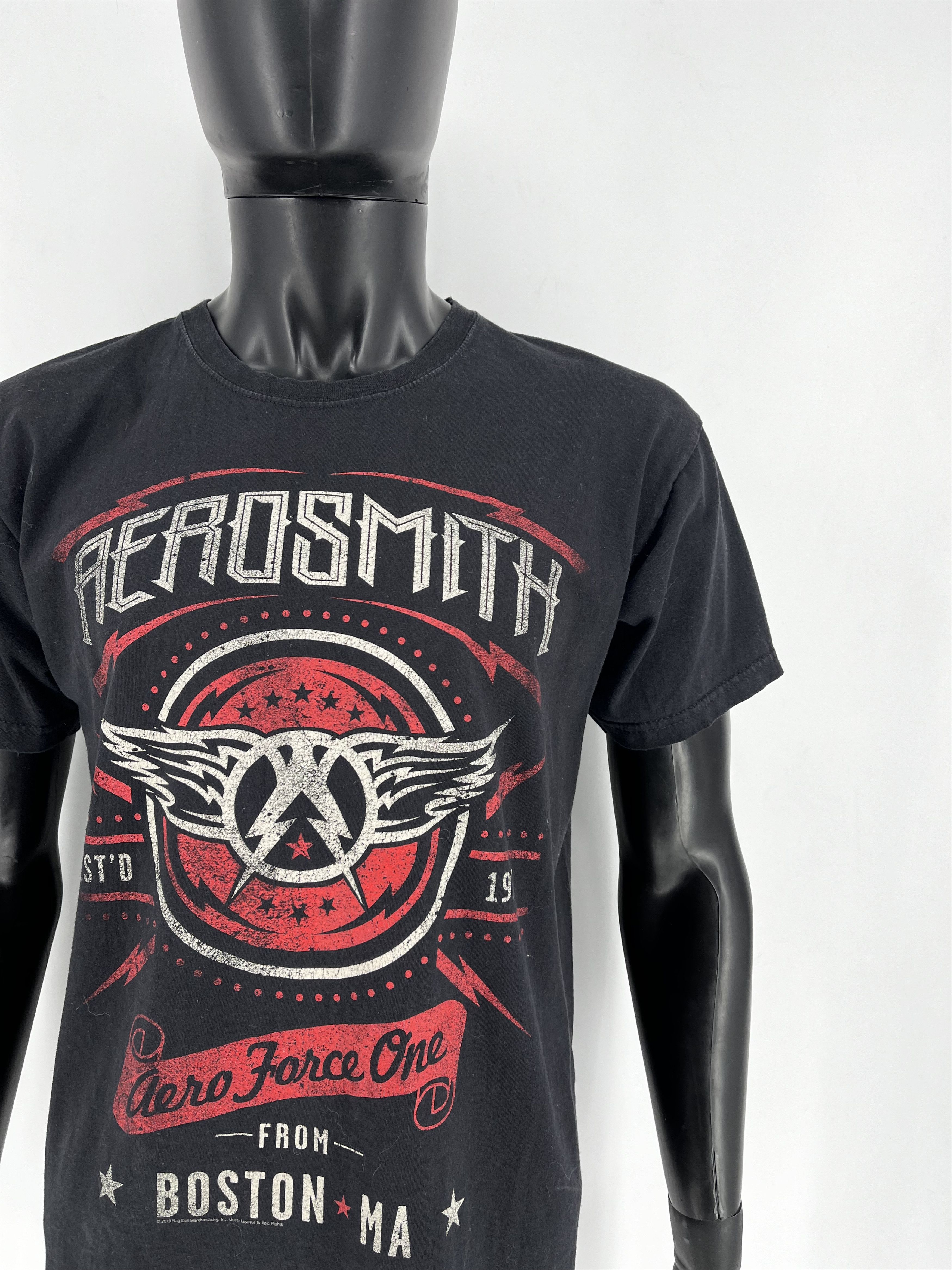 Band Tees Vintage Allstyle Men's Aerosmith 2015 Aero Force One TShirt Size US L / EU 52-54 / 3 - 7 Thumbnail
