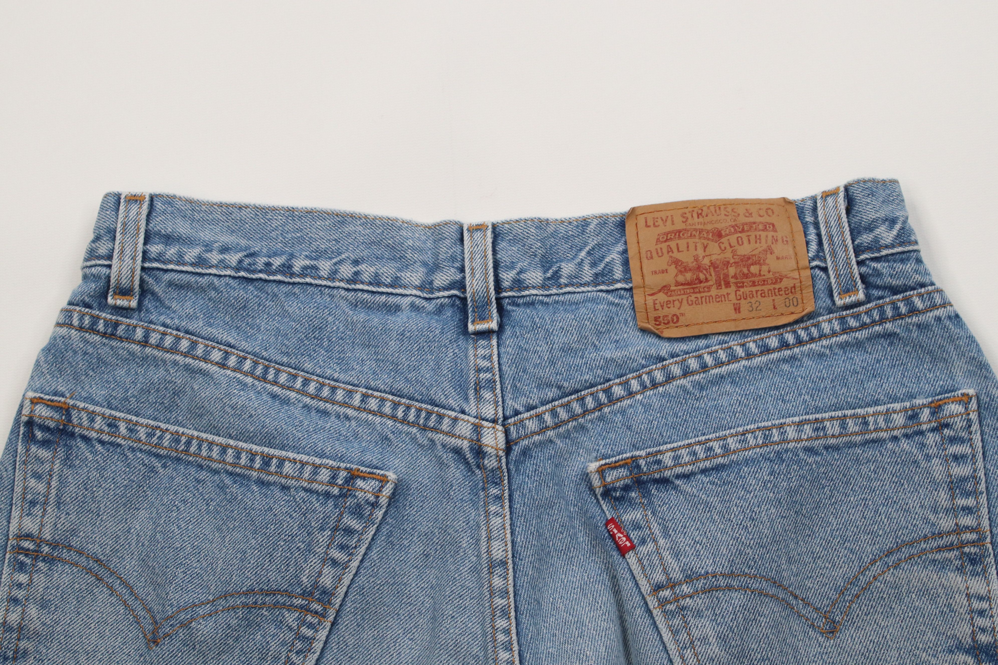 Levi's Vintage Y2K 2001 Levis 550 Fit Denim Jean Shorts Jorts Size US 32 / EU 48 - 12 Thumbnail