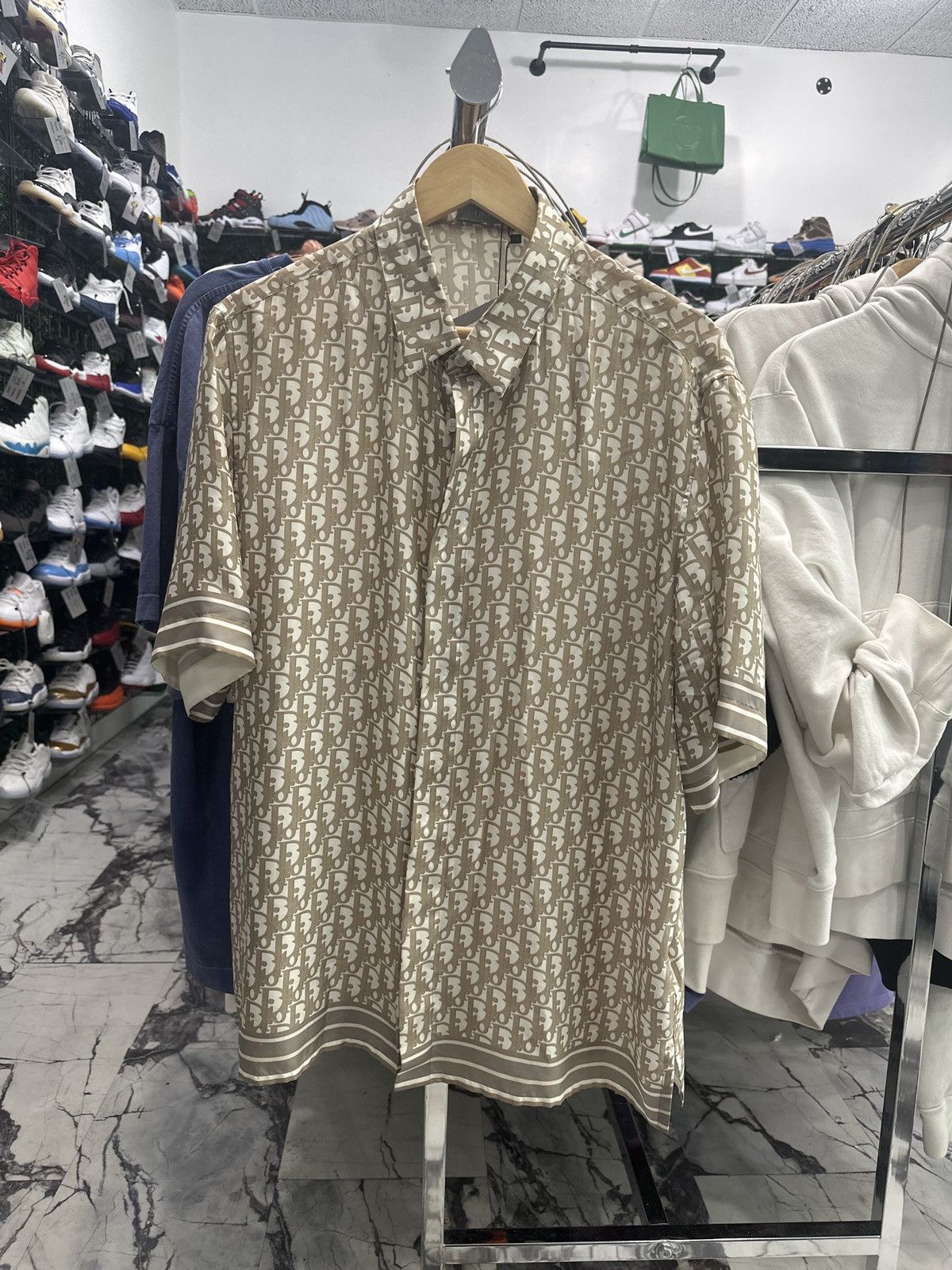 Dior Dior Homme beige monogram silk shirt Size US L / EU 52-54 / 3 - 1 Thumbnail