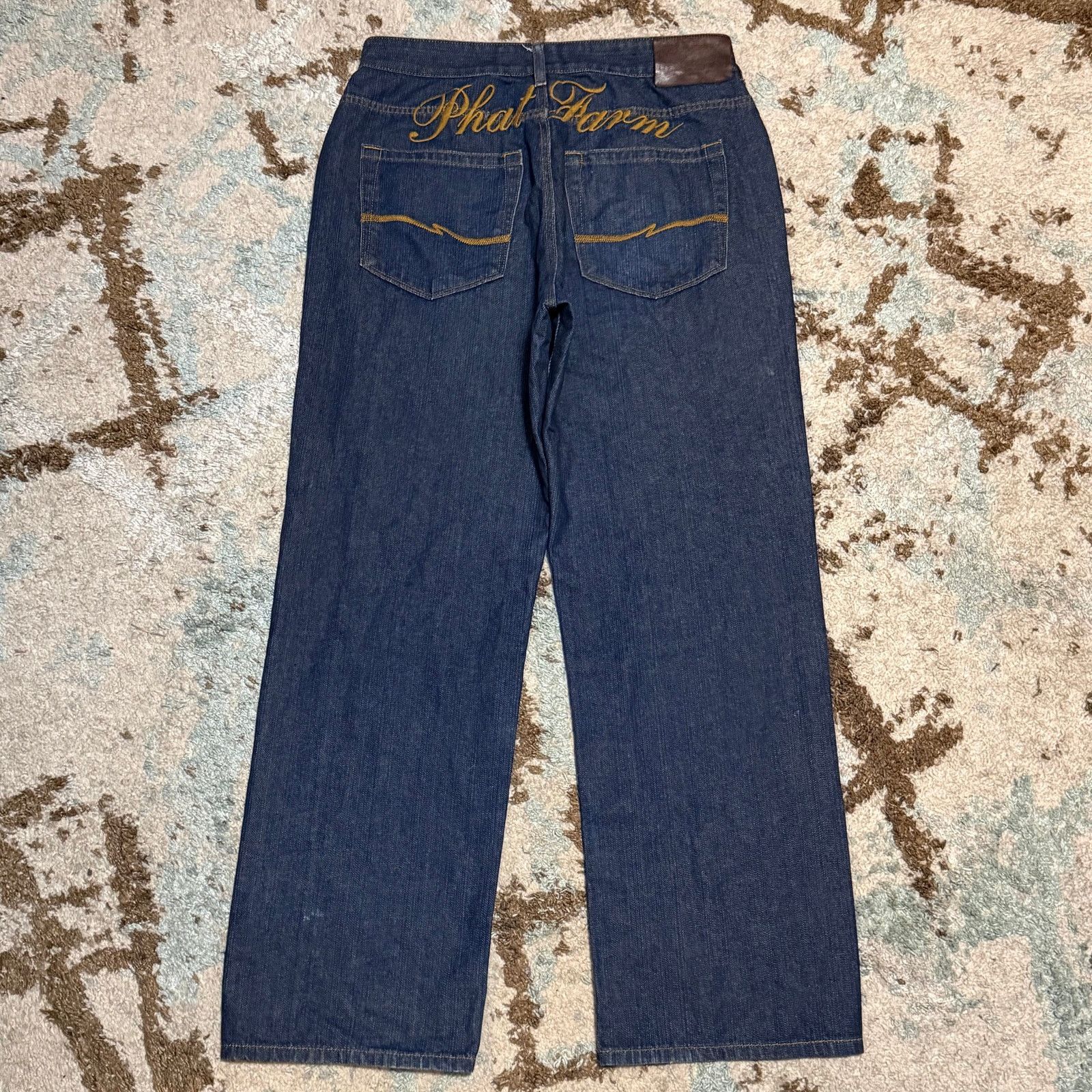 Phat Farm Vintage Phat Farm Baggy Jeans Size 33x30 Spellout Y2K Size US 33 - 2 Thumbnail