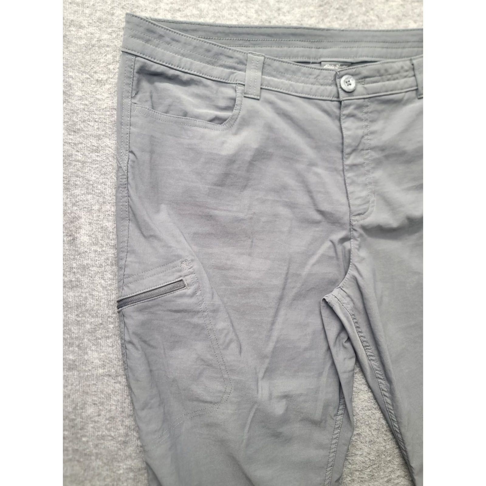 Eddie Bauer Eddie Bauer Pants Womens 18x32 First Ascent Active Fit Hiking Gorpcore Cargo Utility Outdoor Size 40" / US 18 - 7 Thumbnail