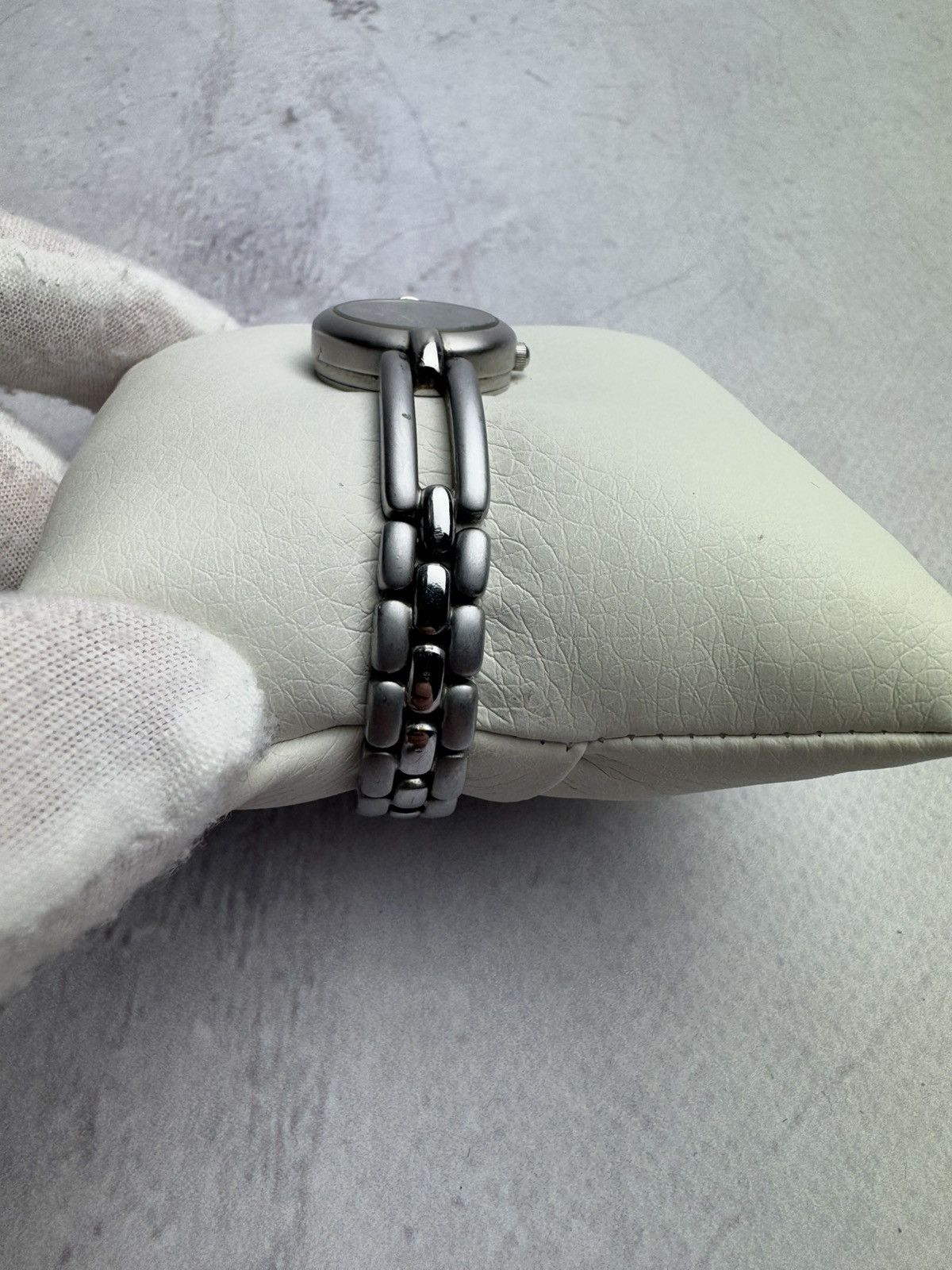 Japanese Brand × Vintage Q&Q Futuristic Watch Vintage Size ONE SIZE - 2 Thumbnail