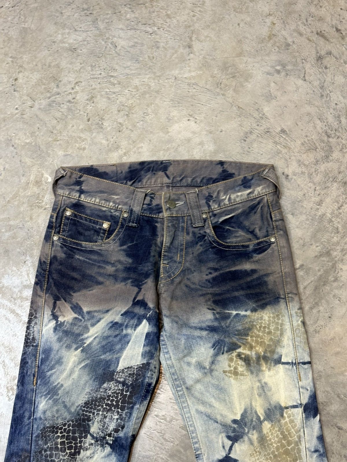 Tornado Mart Tornado Mart 00s flare denim pants with snake pattern Size US 30 / EU 46 - 3 Thumbnail