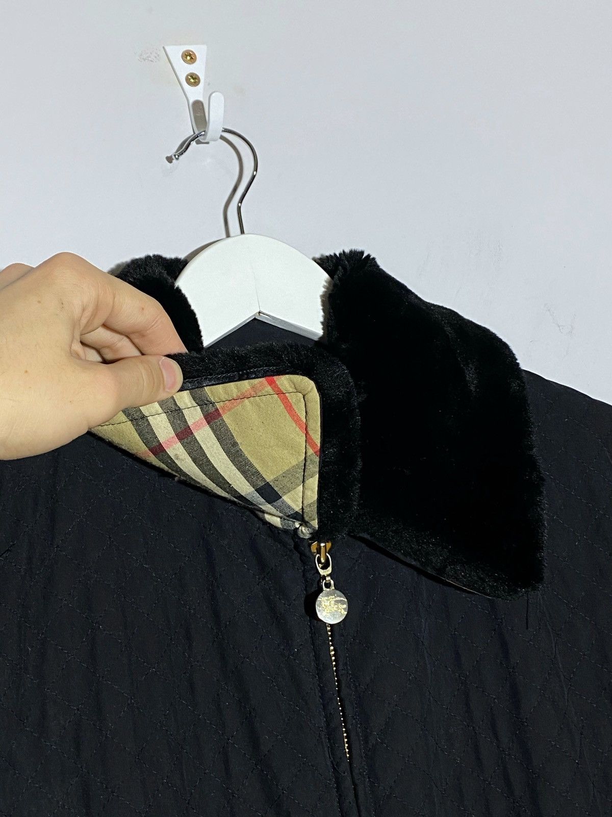 Burberry Burberry’s vintage nova check quilted jacket fur collar Size US M / EU 48-50 / 2 - 8 Thumbnail