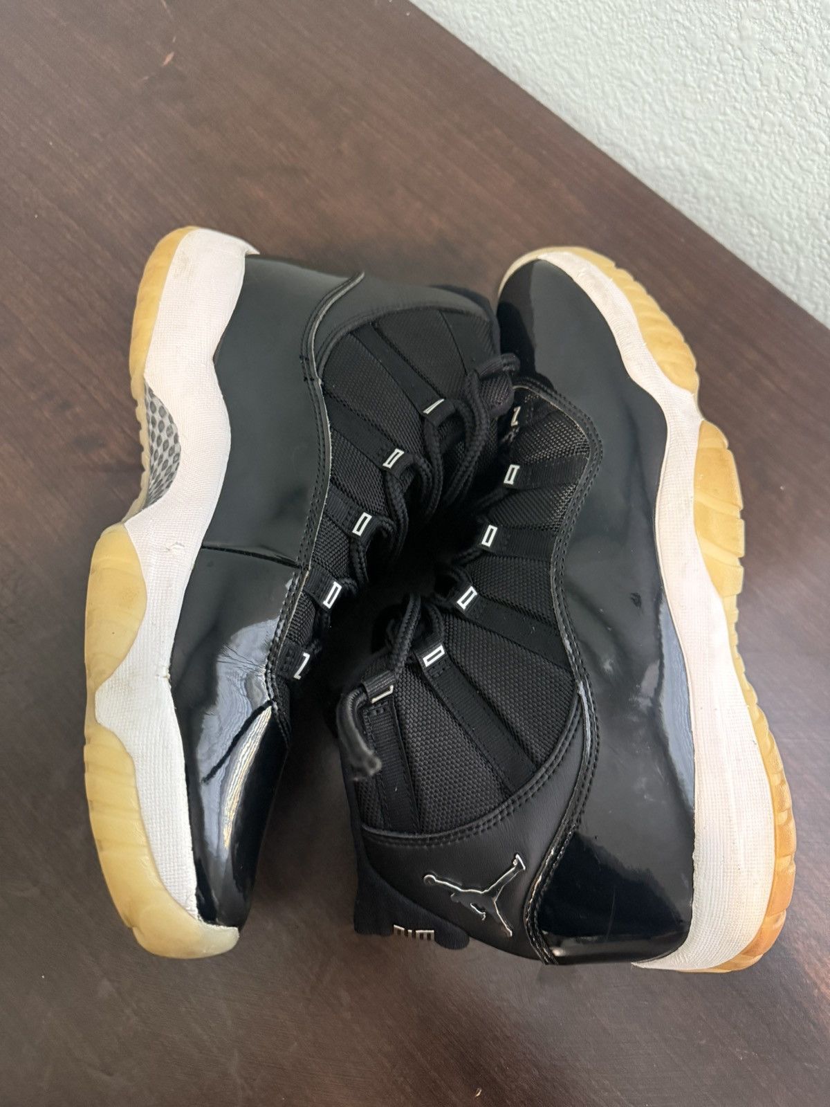 Jordan Brand Jorden 11s Size US 12 / EU 45 - 2 Thumbnail