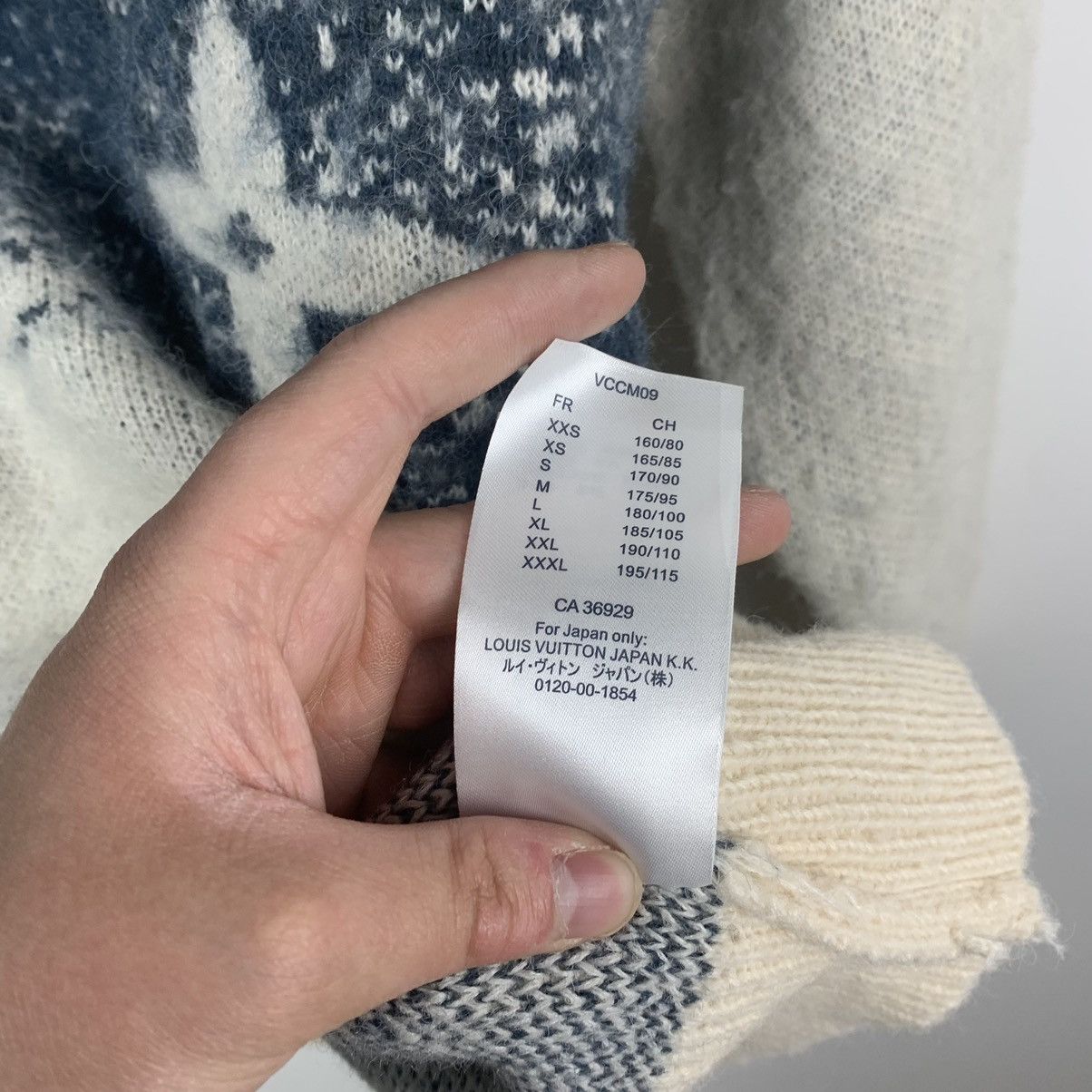 Louis Vuitton Louis Vuitton Wool Sweater Size S Made in Italy Size US S / EU 44-46 / 1 - 15 Thumbnail