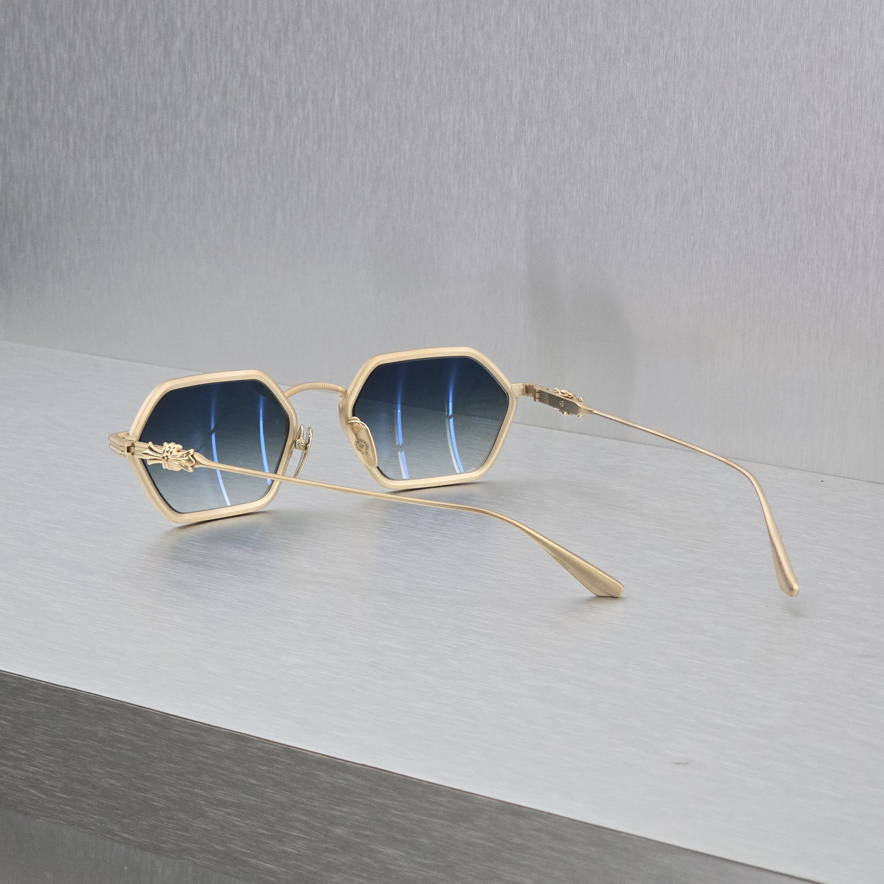 Chrome Hearts CHROME HEARTS DATASS MATTE GOLD PLATED Size ONE SIZE - 1 Thumbnail
