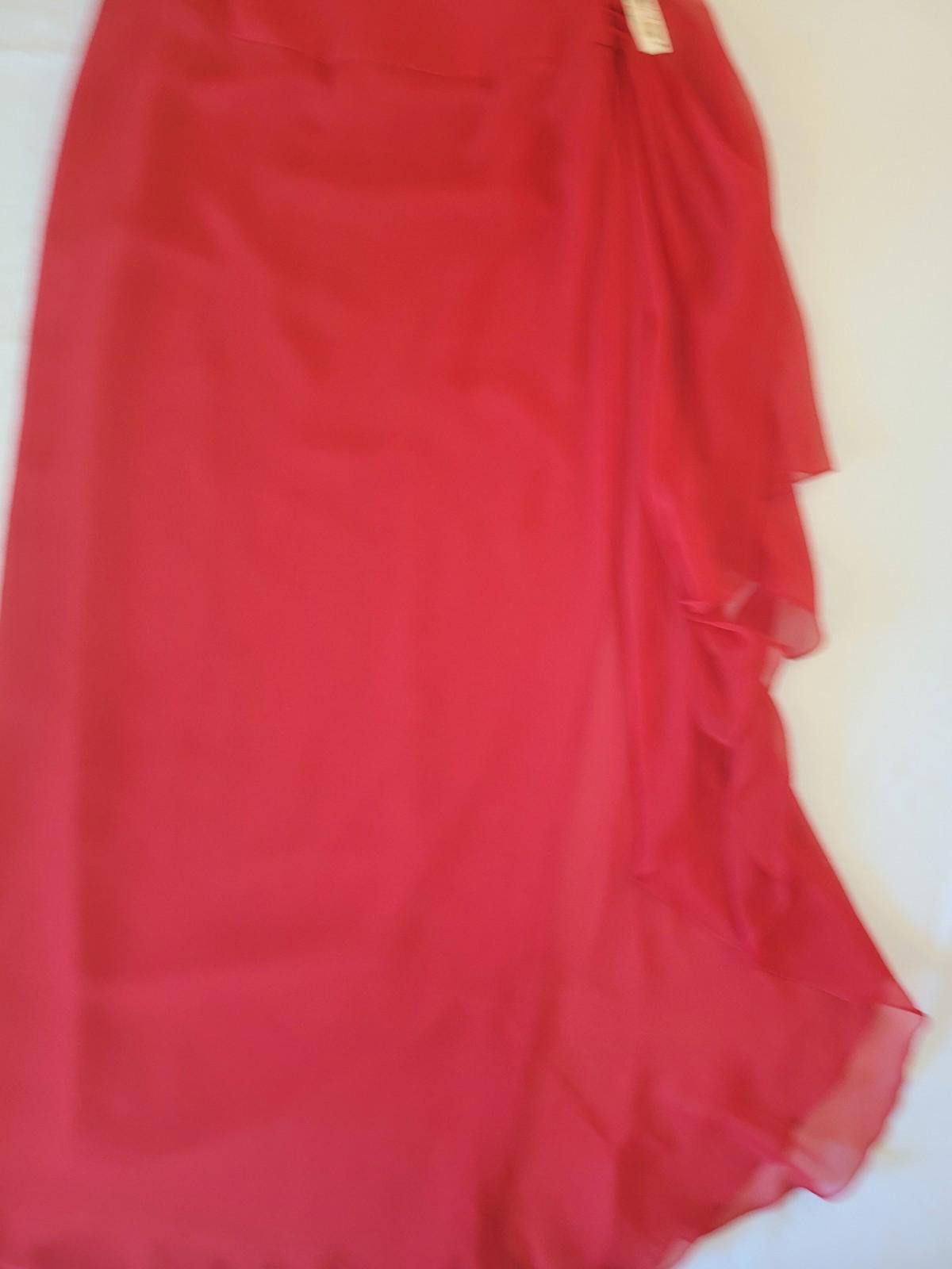 Designer NWT Victor Costa women's size 6 red skirt w/ thigh high slit Size 28" / US 6 / IT 42 - 3 Thumbnail