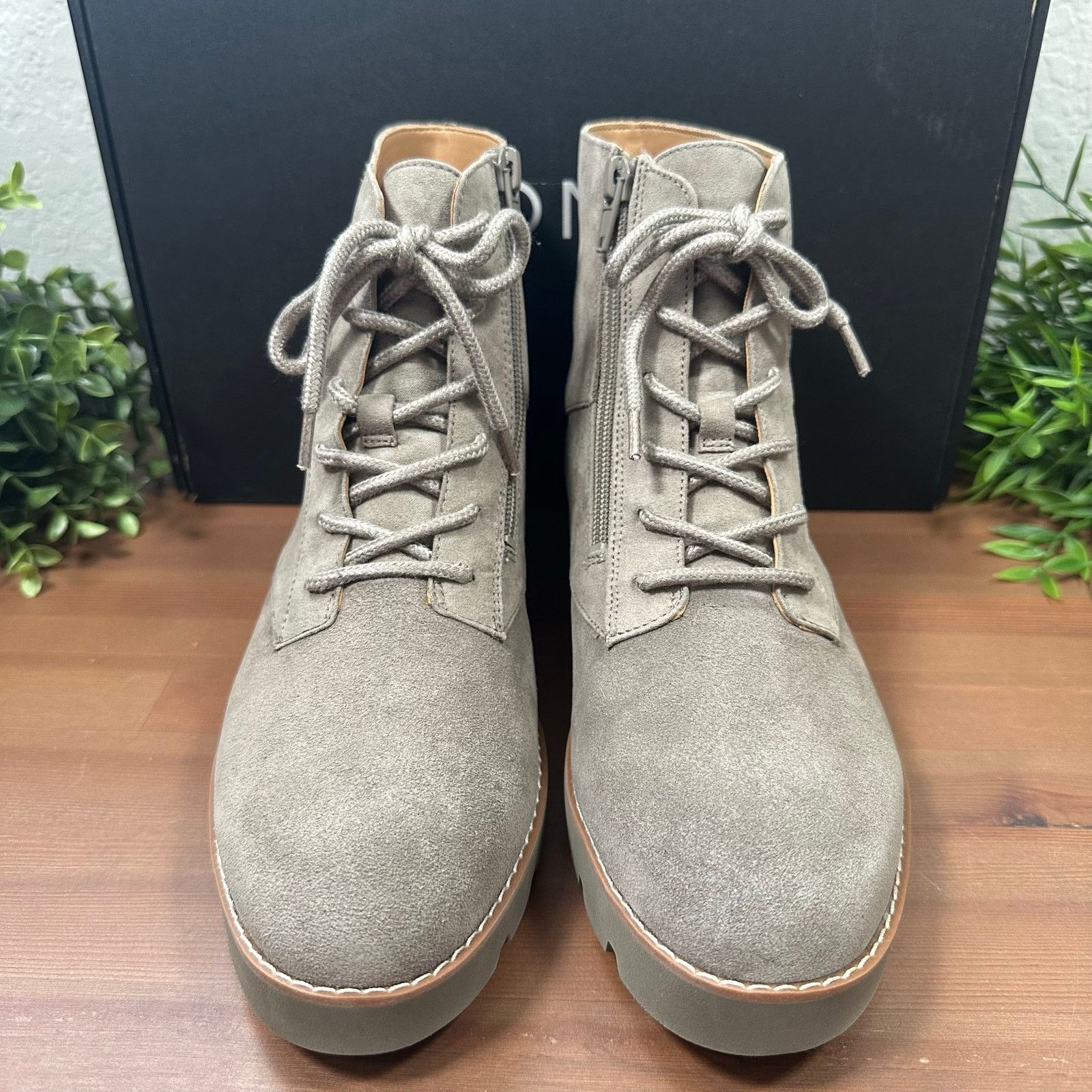 Vionic Vionic Larson Wide Water Repellent Suede Lace-Up Ankle Boots Size US 7.5 / IT 37.5 - 4 Thumbnail
