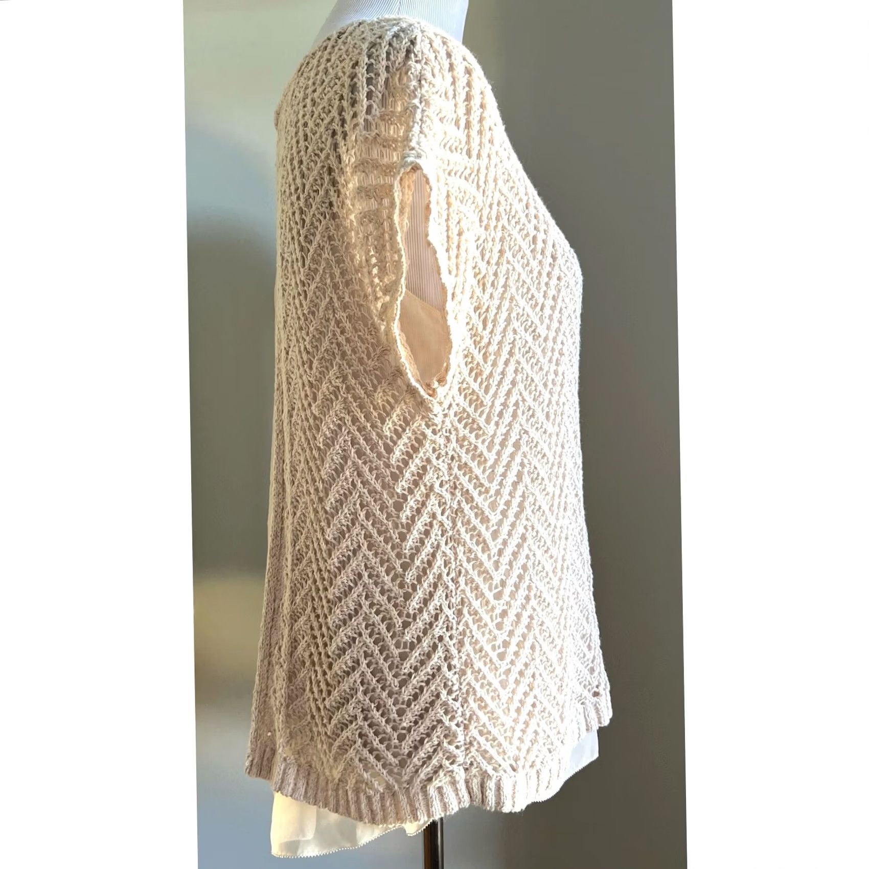 Lucky Brand Lucky Brand Crochet Open Weave Short Sleeve Layered Chiffon Cream Sz S Shirt Womens Pullover Open Knit Sweater Fashion Top Beige/Creme Size S / US 4 / IT 40 - 4 Thumbnail