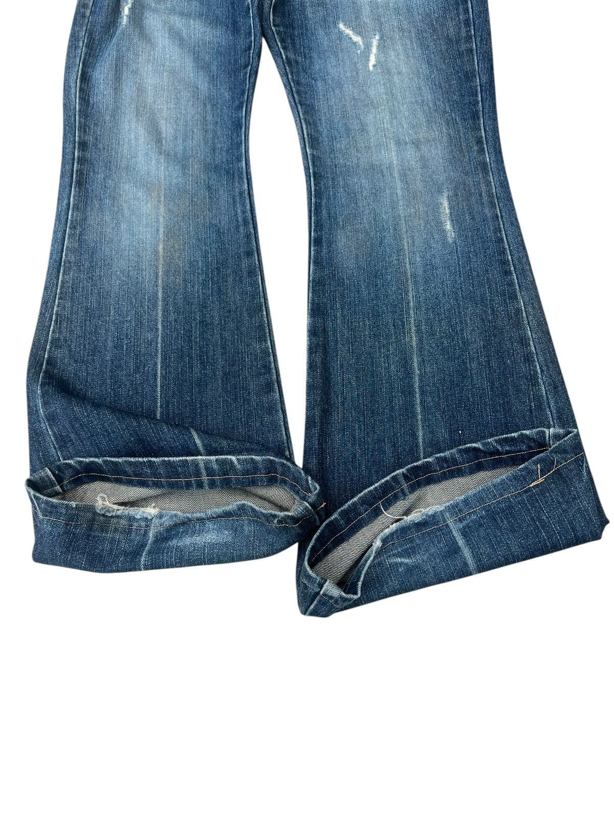 Morgan Homme Morgan Homme Japan Flap Pocket Distress Denim Flare Jeans Size US 31 - 13 Thumbnail