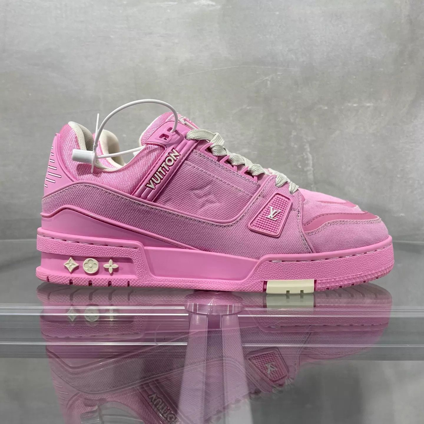 Louis Vuitton LV Trainer Pink Denim UK3.5 EU37.5 Size US 7 / IT 37 - 4 Thumbnail