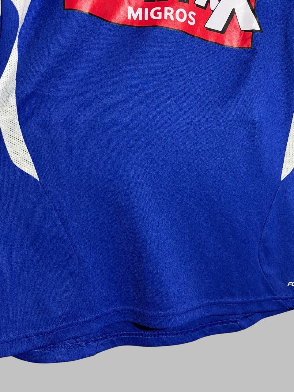 Adidas Adidas Formotion Lausanne Sport 2010-2012 Home Soccer Jersey Size US L / EU 52-54 / 3 - 4 Thumbnail