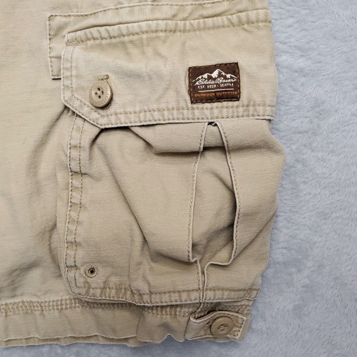 Eddie Bauer Eddie Bauer Cargo Shorts Men 32 Khaki Twill Outdoor Utility Drawstrings Beige Casual Pants Size US 32 / EU 48 - 2 Thumbnail