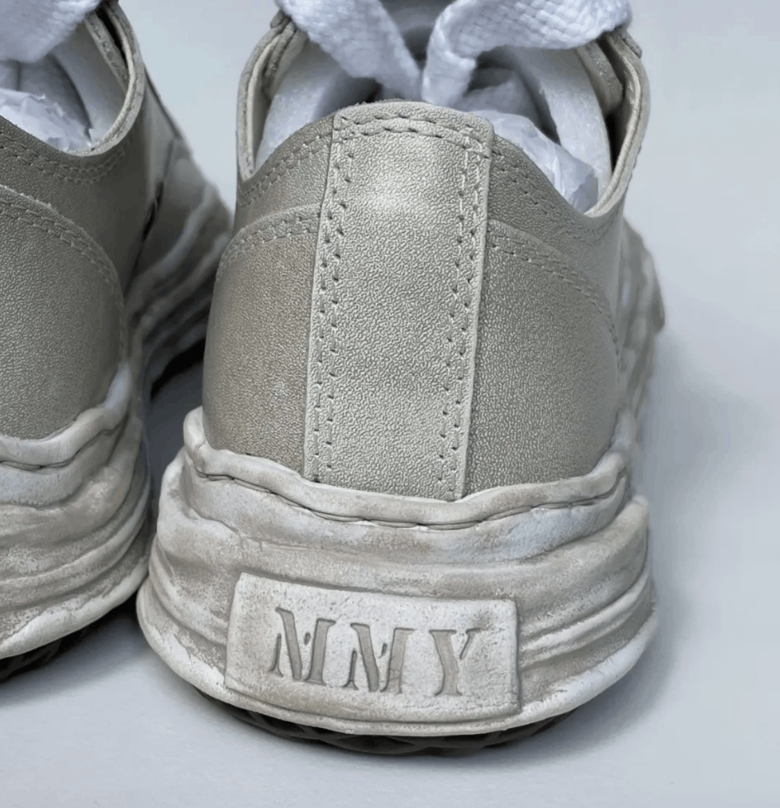 Maison MIHARA YASUHIRO Cream Vintage Leather ‘Hank’ Sneakers Size US 12 / EU 45 - 13 Thumbnail
