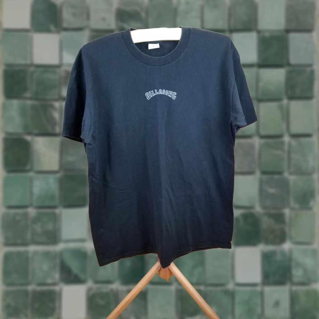 Billabong VINTAGE Billabong Surf Surfing Snowboard Single Stitch Black T-Shirt XL Mens Short Sleeve Round Neck Cotton Jersey 90s Retro USA Size US XL / EU 56 / 4 - 1 Thumbnail