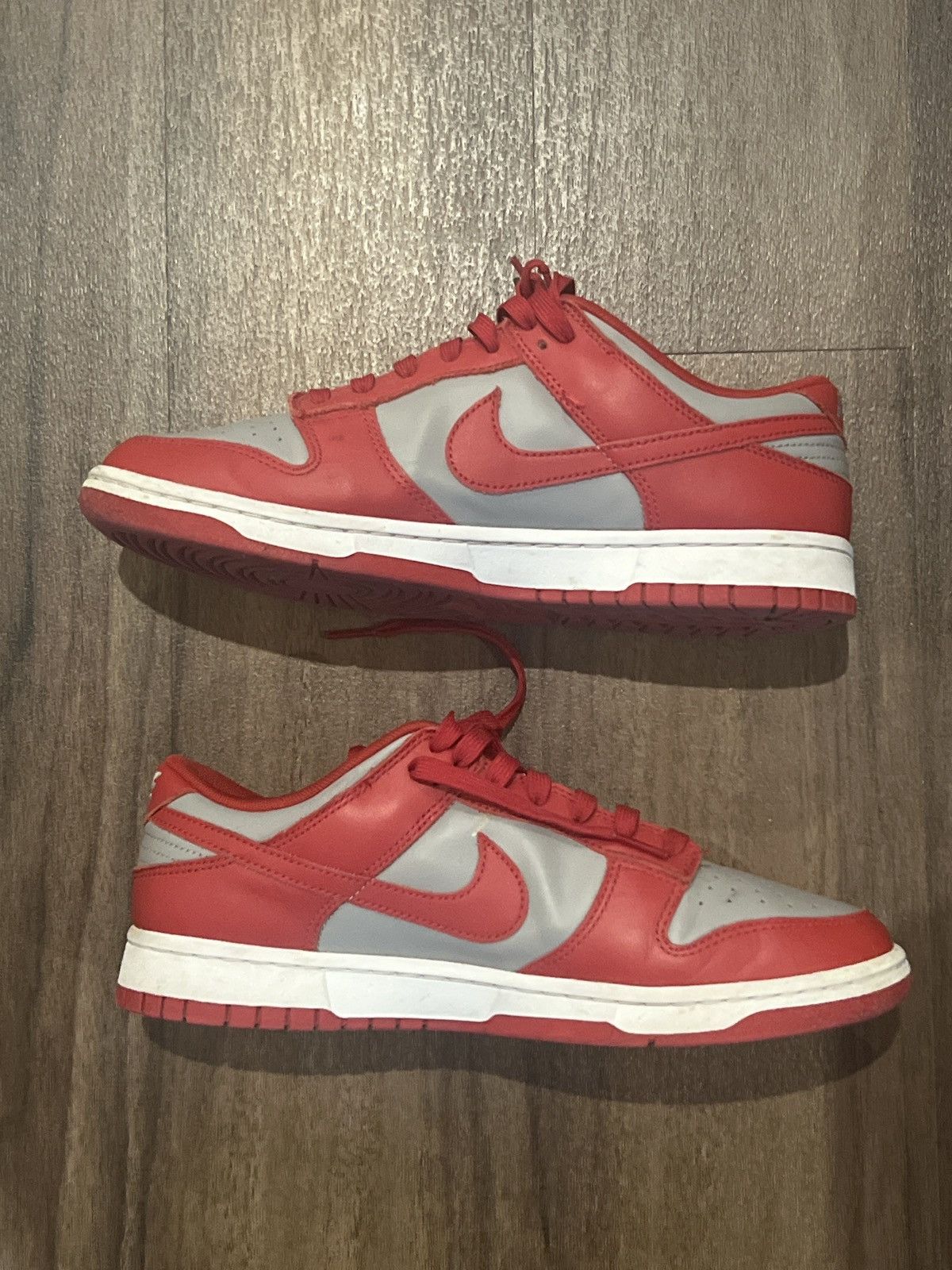 Nike Nike dunk red and grey Size US 9.5 / EU 42-43 - 3 Thumbnail