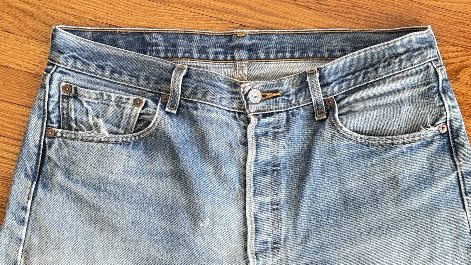 Levi's Vintage Clothing Levi’s Vintage 501 - Beautifully Worn-In Size US 34 / EU 50 - 5 Thumbnail