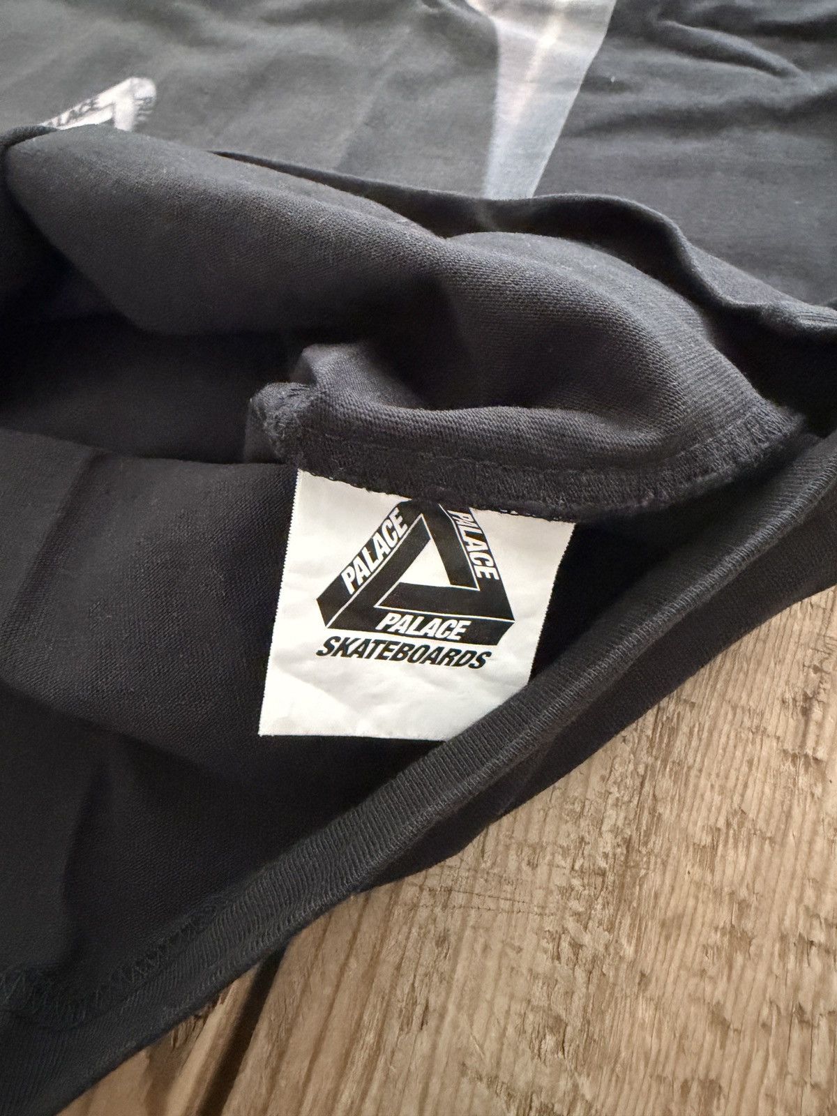 Palace Palace Wise Up (The Room) Tee Size US L / EU 52-54 / 3 - 4 Thumbnail