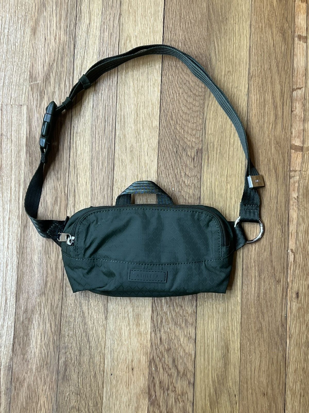 Athleta Athleta Excursion Dark Green Mini Belt Bag Waist Bag Purse Size ONE SIZE - 5 Thumbnail