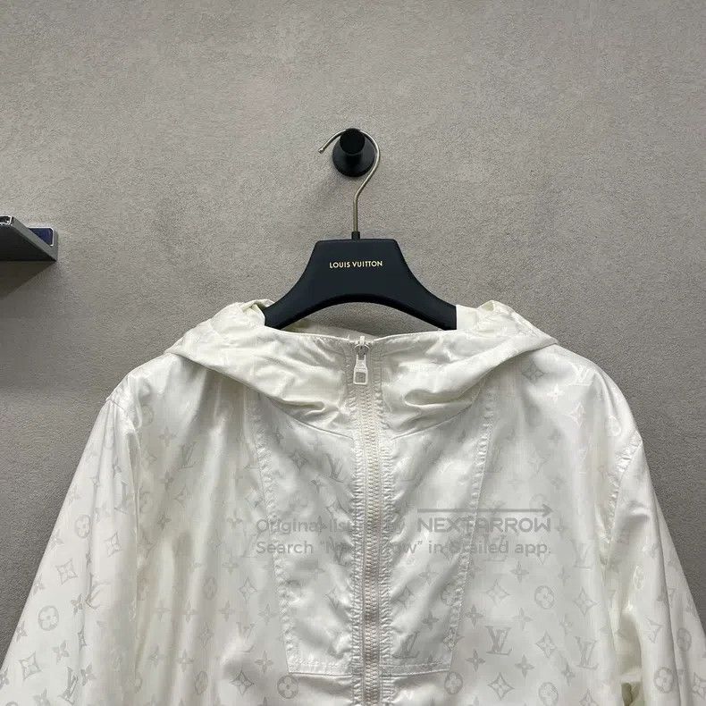 Louis Vuitton Louis Vuitton Reversible jacket Size US M / EU 48-50 / 2 - 7 Thumbnail