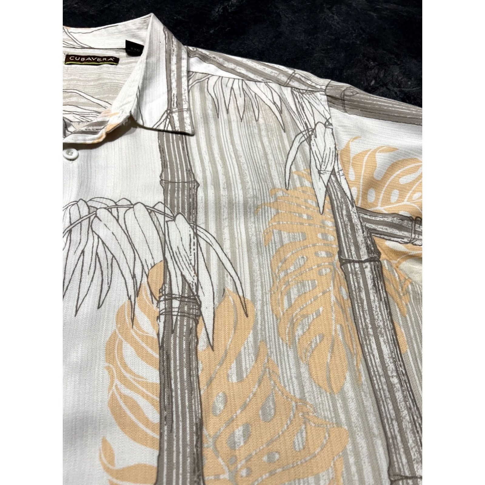 Cubavera Cubavera Camp Shirt 2XL Rayon Floral Button-Up Men Beige Floral Cubavera Camp Shirt 2XL Rayon Flower Pattern Button-Up Mens Regular Beige 100% Rayon Size US XXL / EU 58 / 5 - 3 Thumbnail