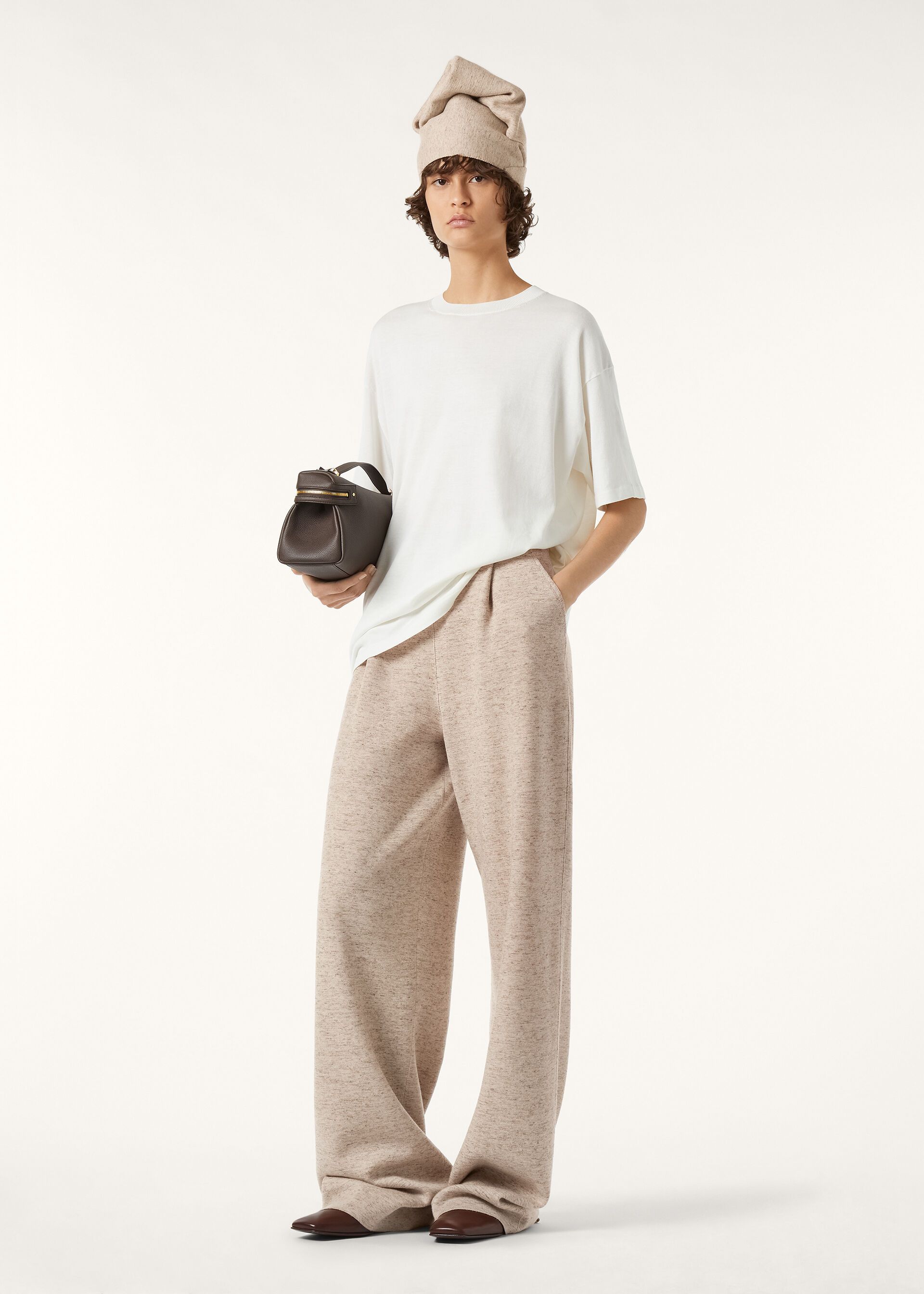 Loro Piana os11x0526 FAQ8157 Angera Crewneck T-Shirt in White Size XS / US 0-2 / IT 36-38 - 2 Thumbnail