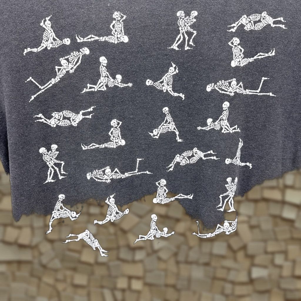 Vintage VINTAGE 90s Skeleton Sex Positions T-Shirt Unisex Adult