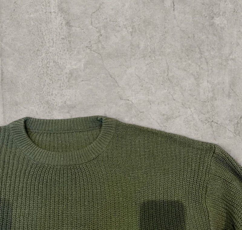 Japanese Brand Vintage style knitted jumper sweater in khaki green. Size L Size US M / EU 48-50 / 2 - 3 Thumbnail
