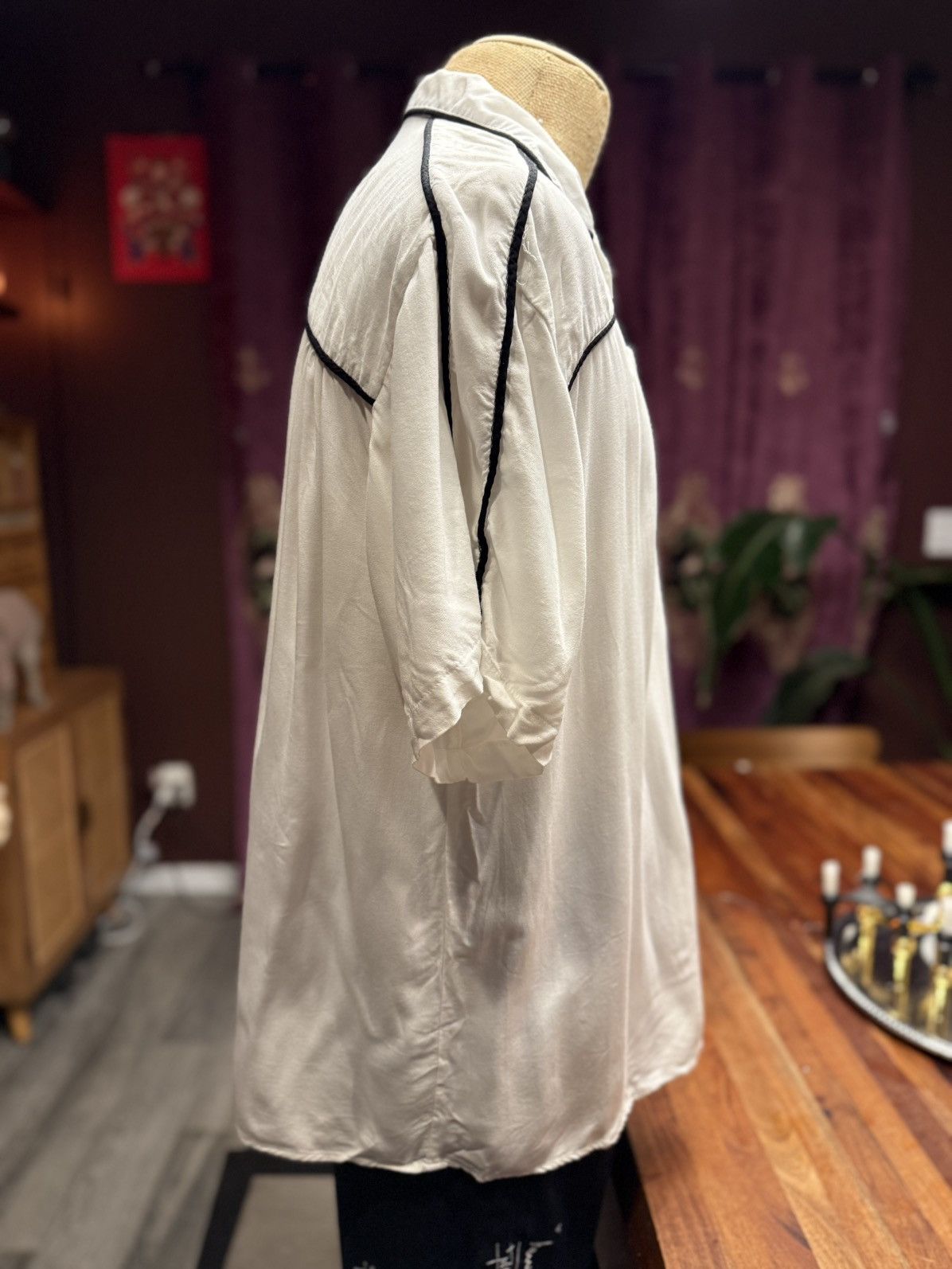 Asos Silky White Retro Button-Up Shirt with Black Piping Size US L / EU 52-54 / 3 - 4 Thumbnail