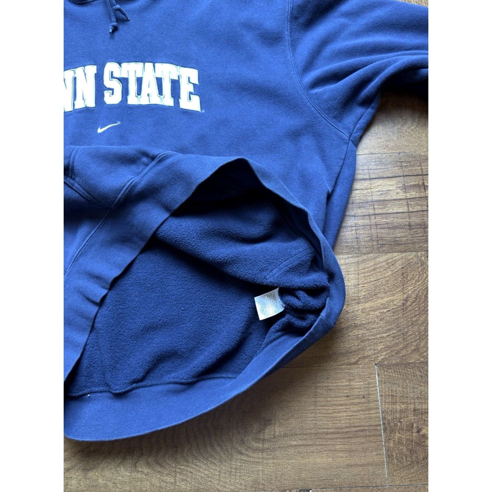 Nike VINTAGE Penn State Nike Team Center Swoosh Hoodie Pullover Men XXL Blue Navy Swoosh Size US XXL / EU 58 / 5 - 7 Thumbnail
