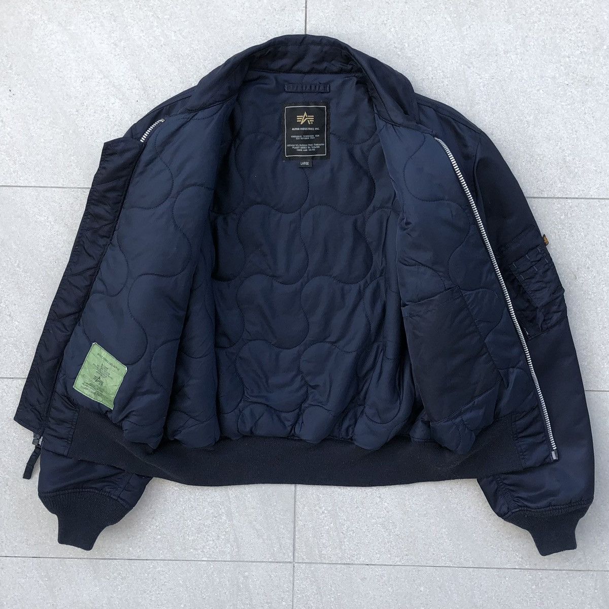 Alpha Industries Alpha Industries Intermediate Type CWU-45 Ma-1 Bomber Jacket Size US L / EU 52-54 / 3 - 2 Thumbnail