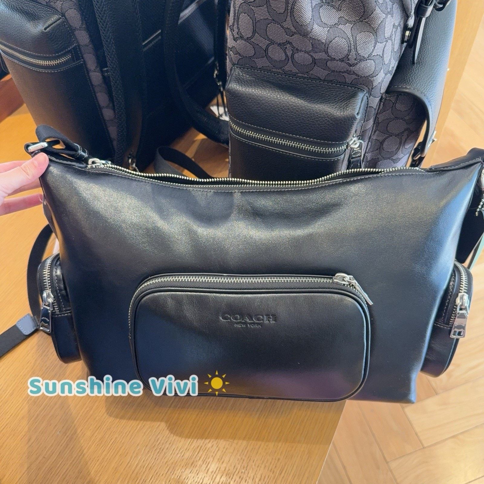 Coach NWT Coach Finn Crossbody Bag Pockets And Charms CDY58 Black Size ONE SIZE - 7 Thumbnail