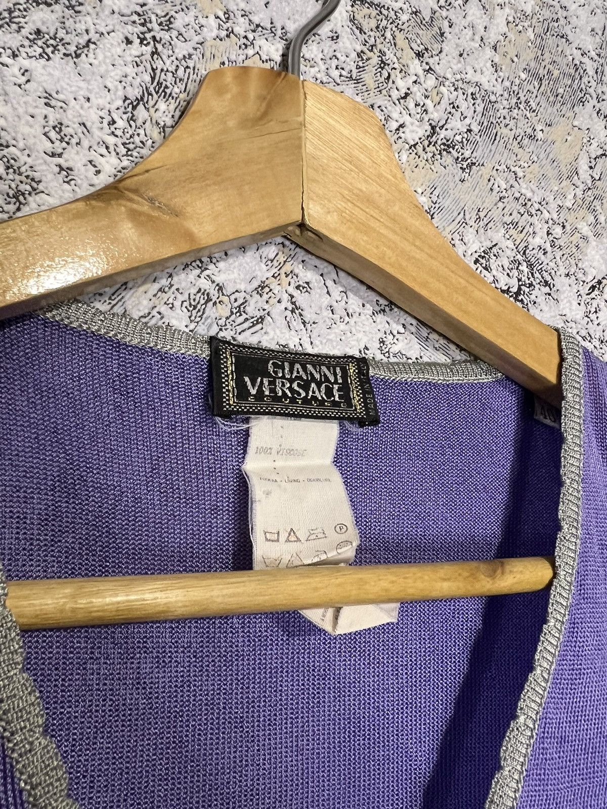 Versace Vintage Gianni Versace Pullover T-shirt Long Sleeve Size S / US 4 / IT 40 - 2 Thumbnail