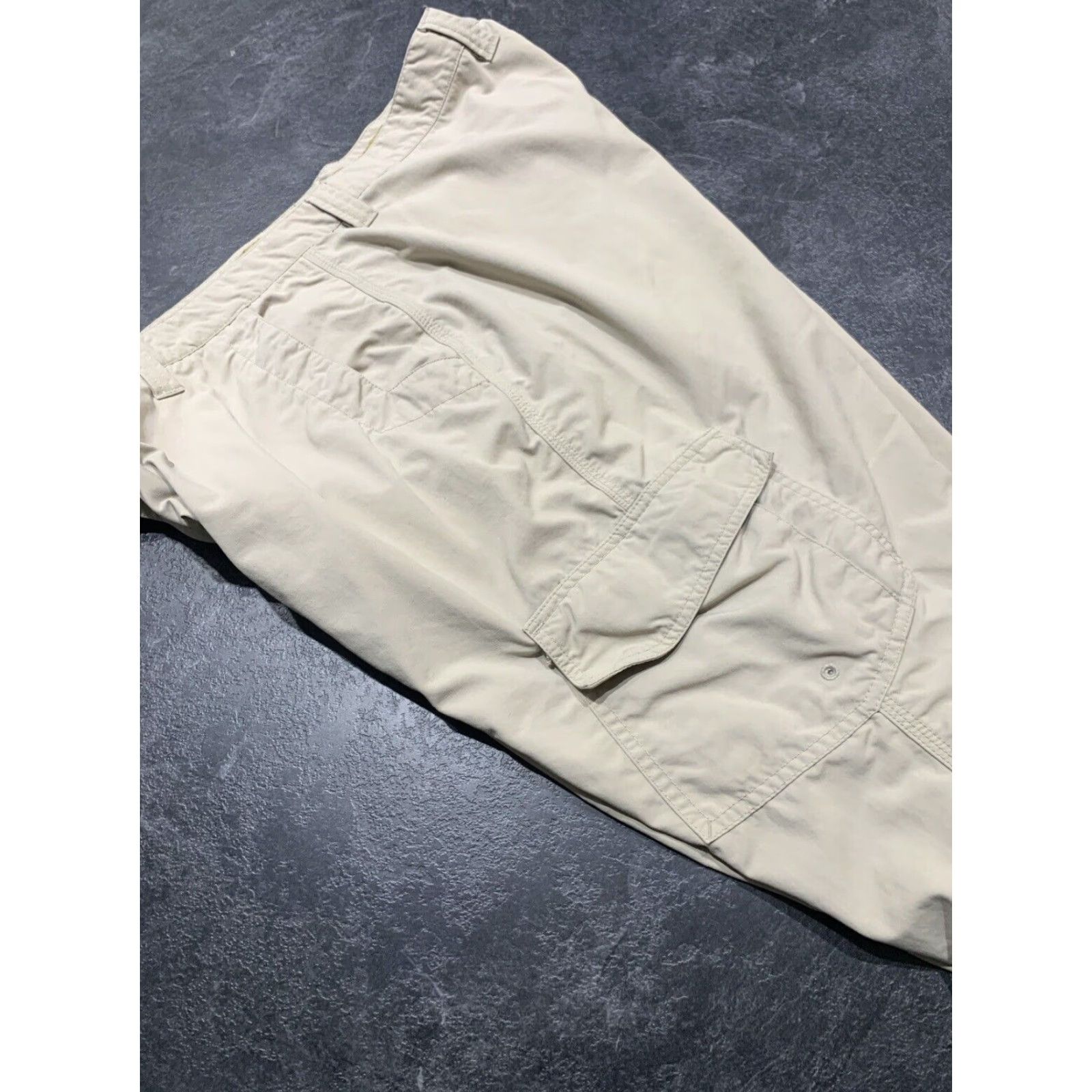 Vintage Columbia Men's Hiking Pants 38x32 Cotton Khaki Workwear Carpenter Regular Fit Size US 38 / EU 54 - 4 Thumbnail