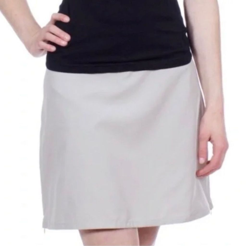 Patagonia Patagonia Women's Duway Active Skirt Built-In Short Size 8 Size 30" / US 8 / IT 44 - 1 Thumbnail