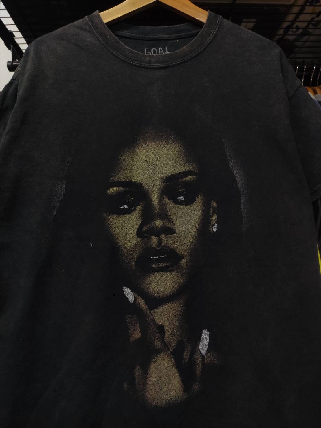 Rihanna Rare! Goat Crew x Rihanna " Riri Badgirl " T-Shirt Size US L / EU 52-54 / 3 - 3 Thumbnail
