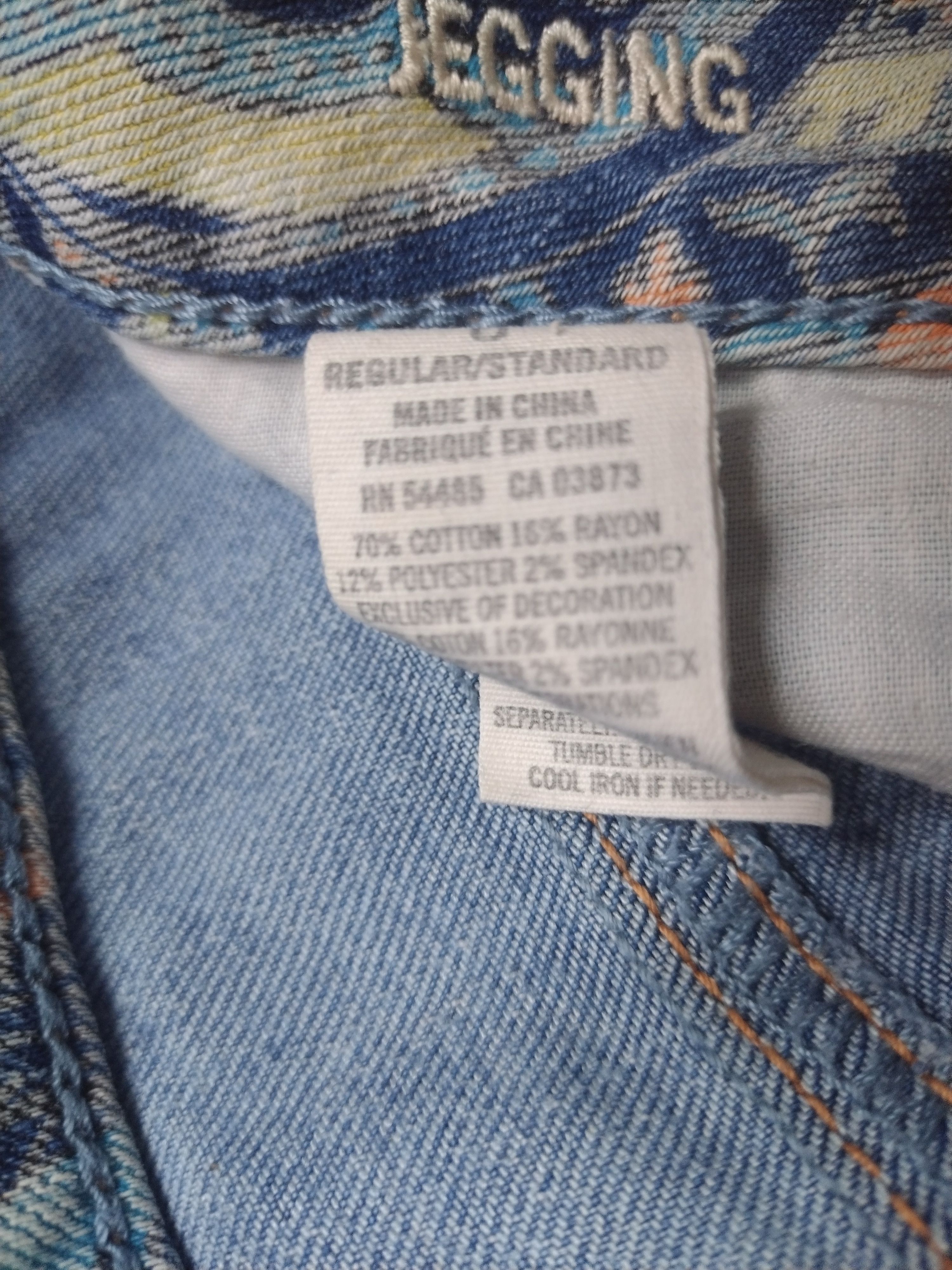 American Eagle Outfitters Paisley American eagle super stretch jegging fit jeans Size 29" - 9 Thumbnail