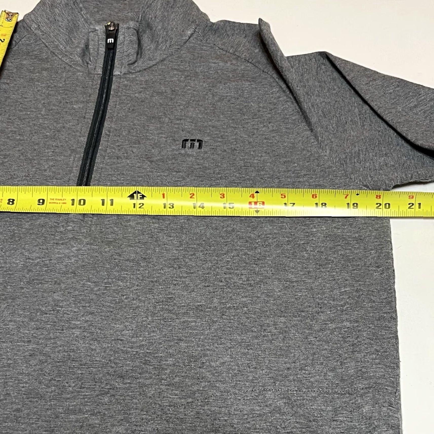 TravisMathew Travis Mathew Pullover Golf Sweater Mens Medium Gray 1/4 Zip Mock Cotton Blend Logo Zipper Tailored Knit Crew Neck Golf Size US M / EU 48-50 / 2 - 7 Thumbnail