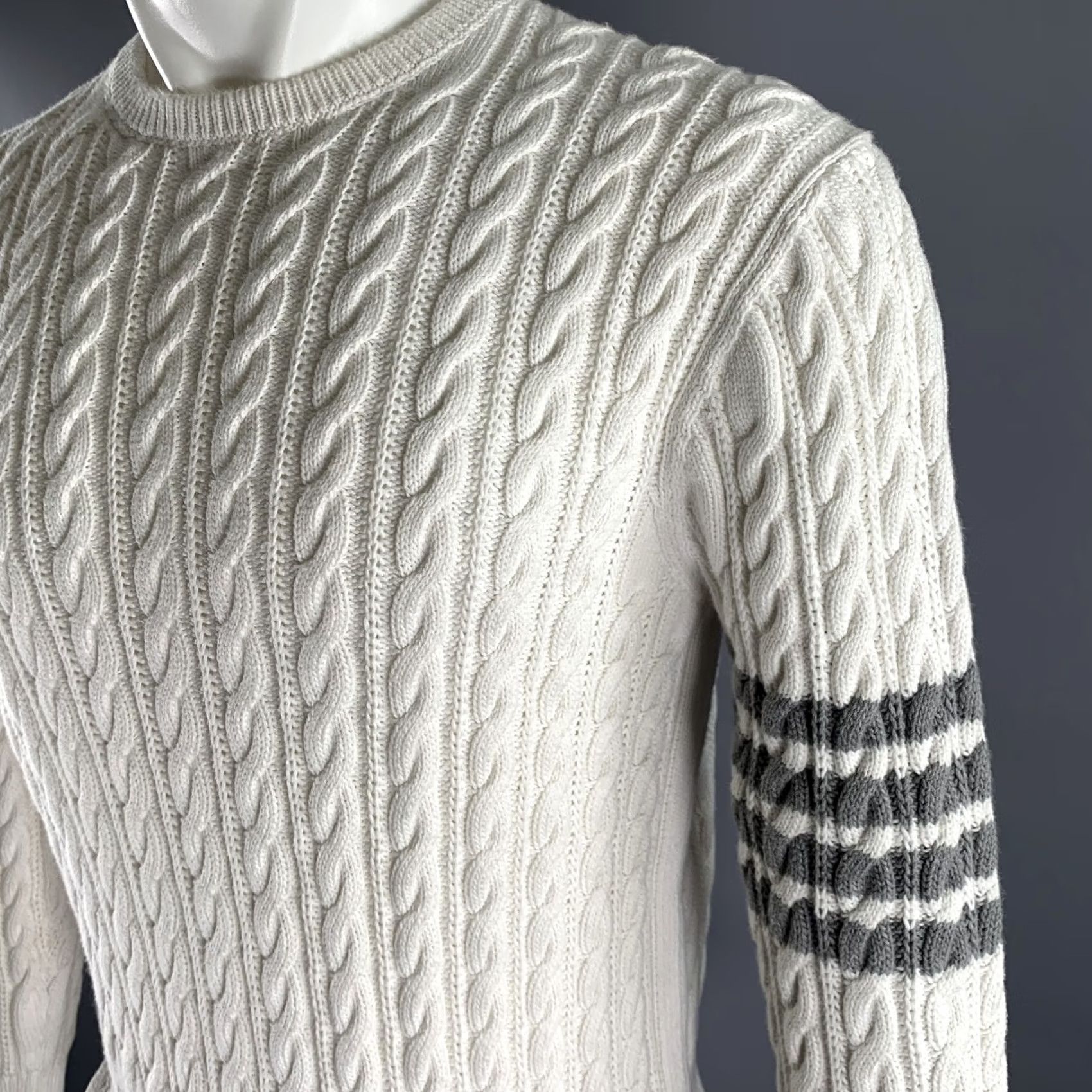 Thom Browne THOM BROWNE Sweater Size M White Grey Cotton Cable Knit Men Size US M / EU 48-50 / 2 - 2 Thumbnail