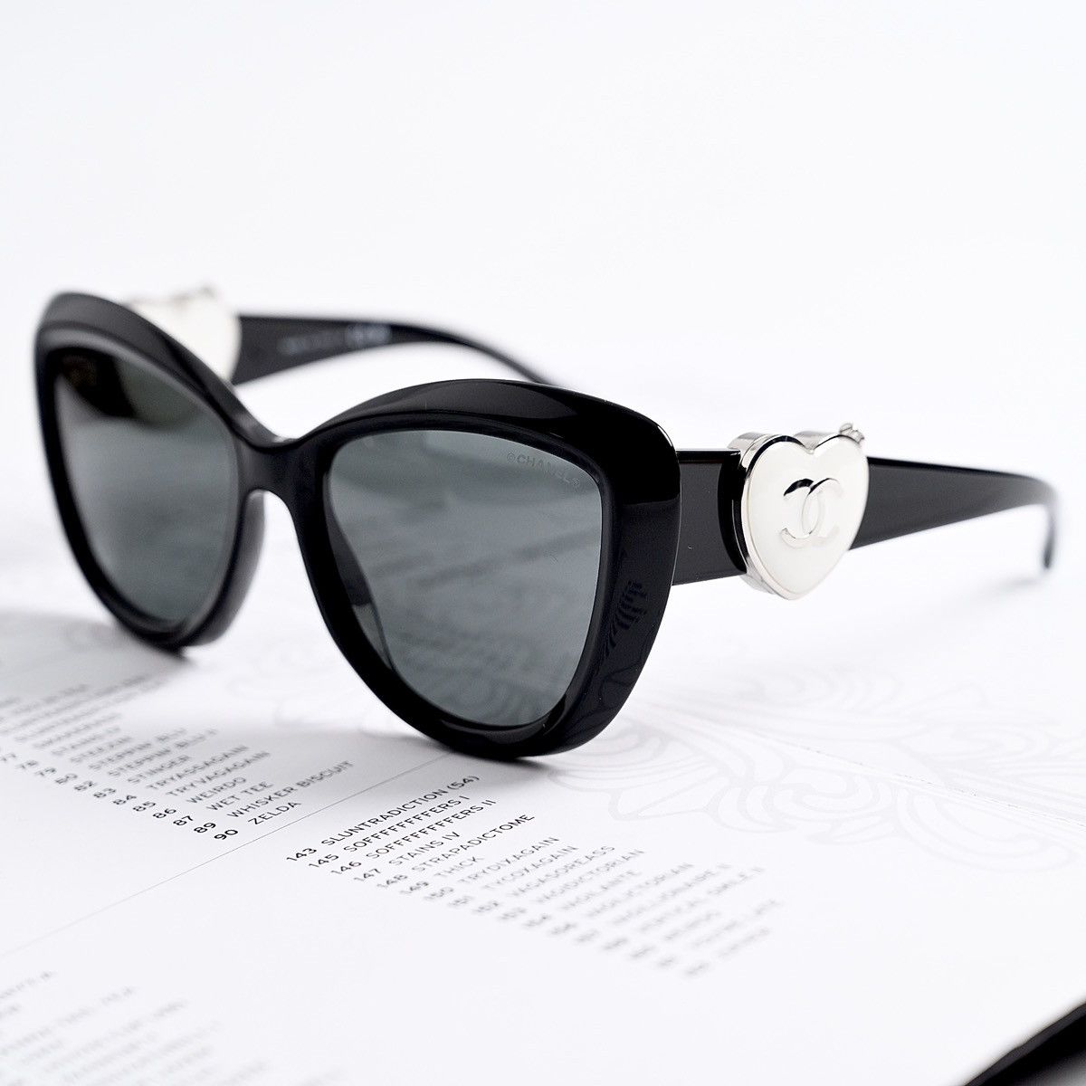 Chanel CHANEL 0CH5517 C501S4 SUNGLASSES Size ONE SIZE - 2 Thumbnail