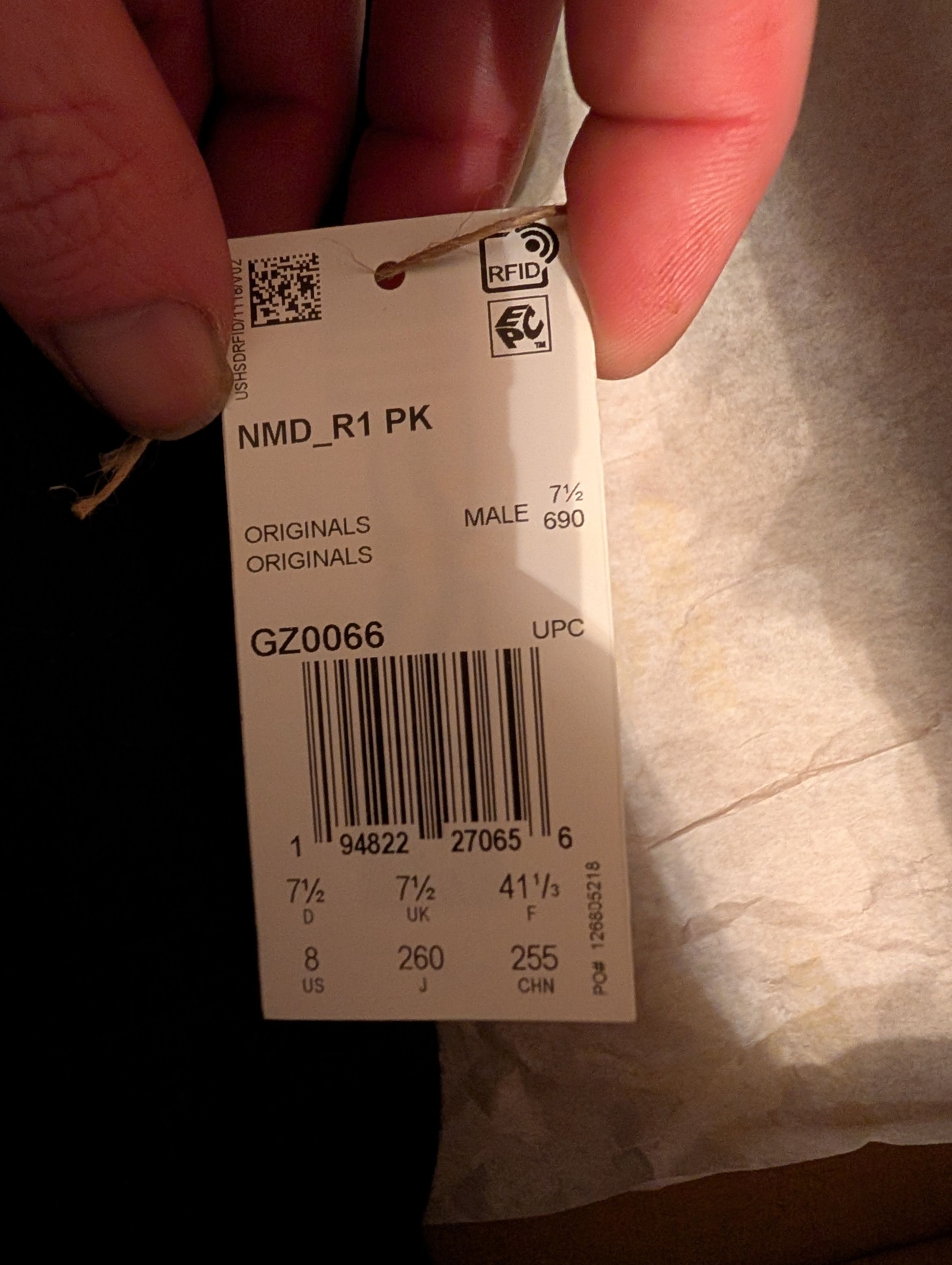 Adidas Adidas NMD _R1 PK Size US 8 / EU 41 - 9 Thumbnail