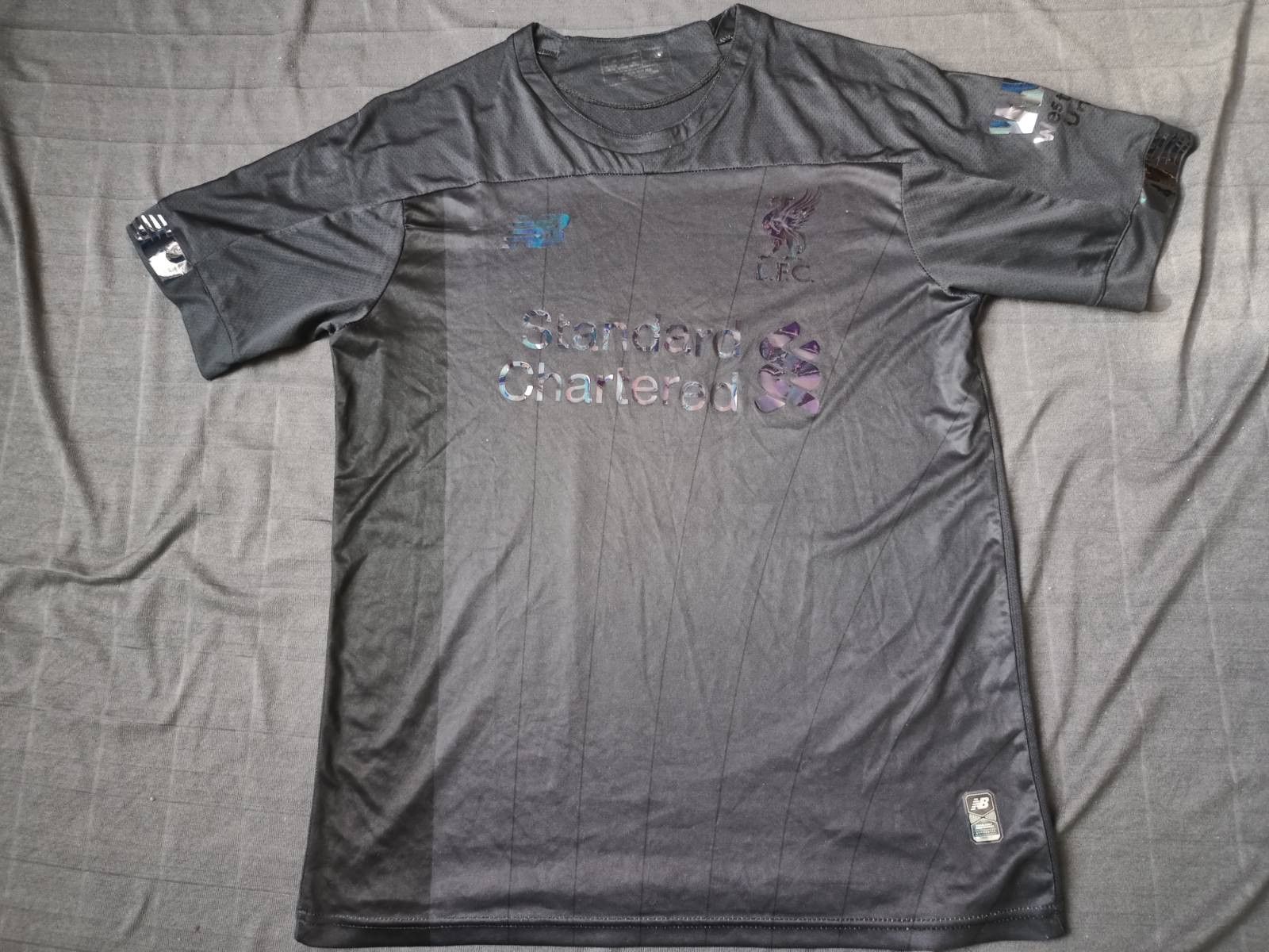 New Balance Liverpool Special football shirt Limited Edition 2019 - 2020 Size US L / EU 52-54 / 3 - 1 Thumbnail
