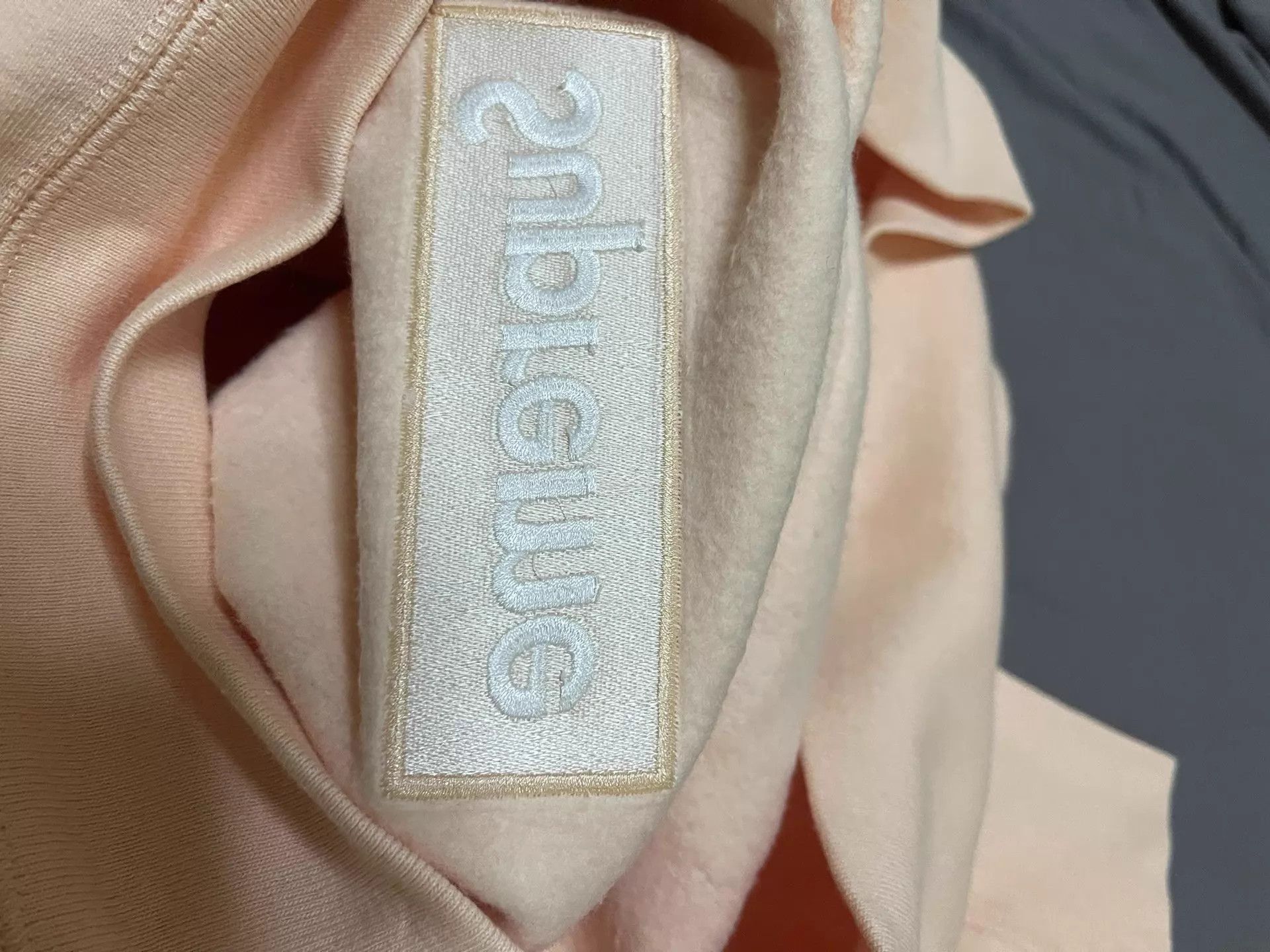 Supreme Supreme 16FW Peach Box Logo Hoodie M Size US M / EU 48-50 / 2 - 8 Thumbnail