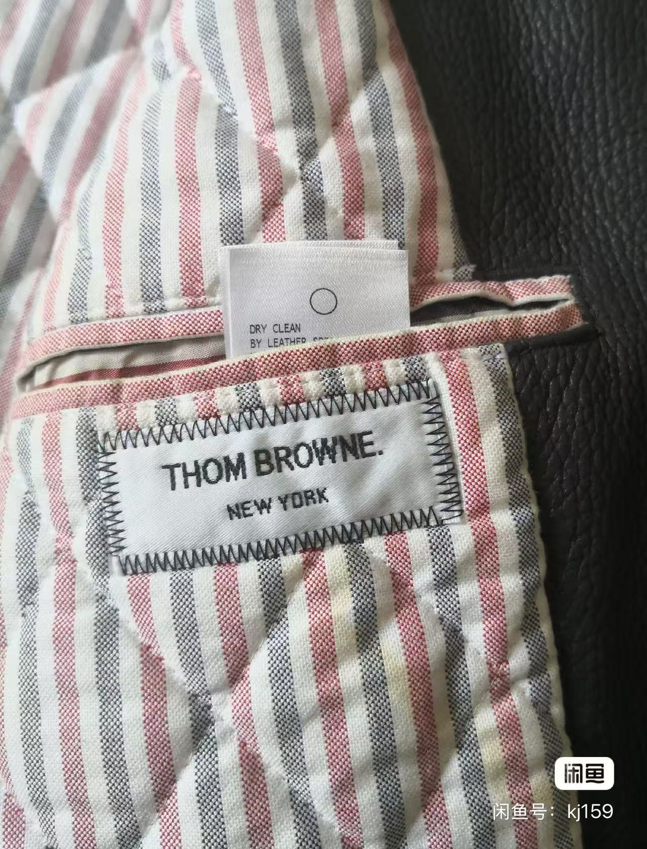 Thom Browne Thom Browne size2 Four stripes on the leather jacket Size US M / EU 48-50 / 2 - 3 Thumbnail